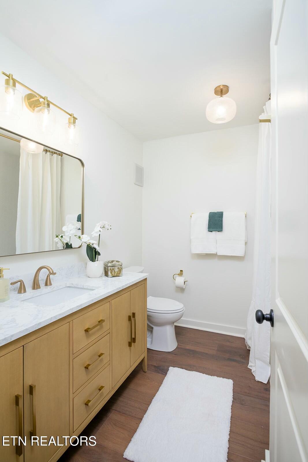 5709 Lyons View Pike, 3306