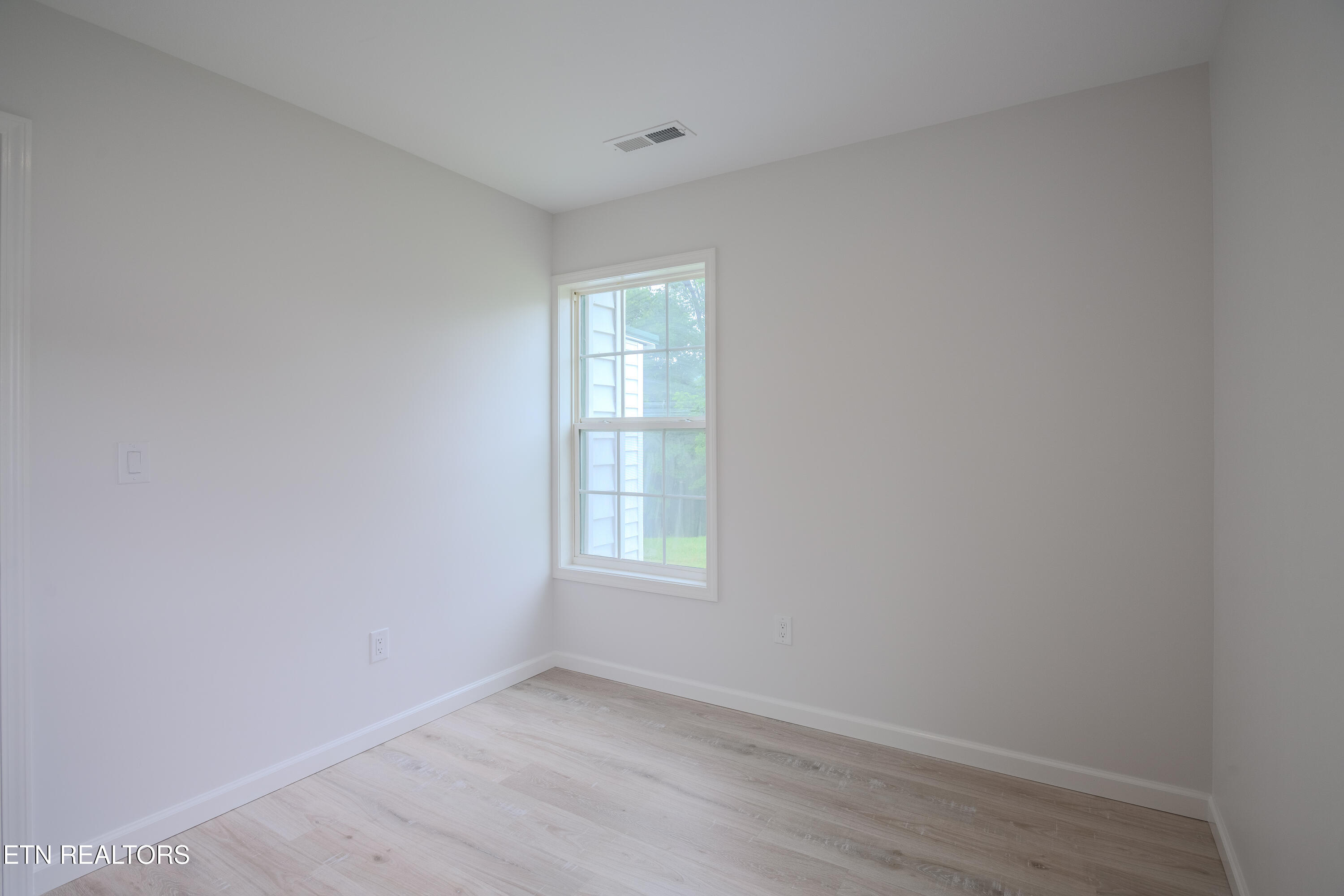 116 Davis Circle