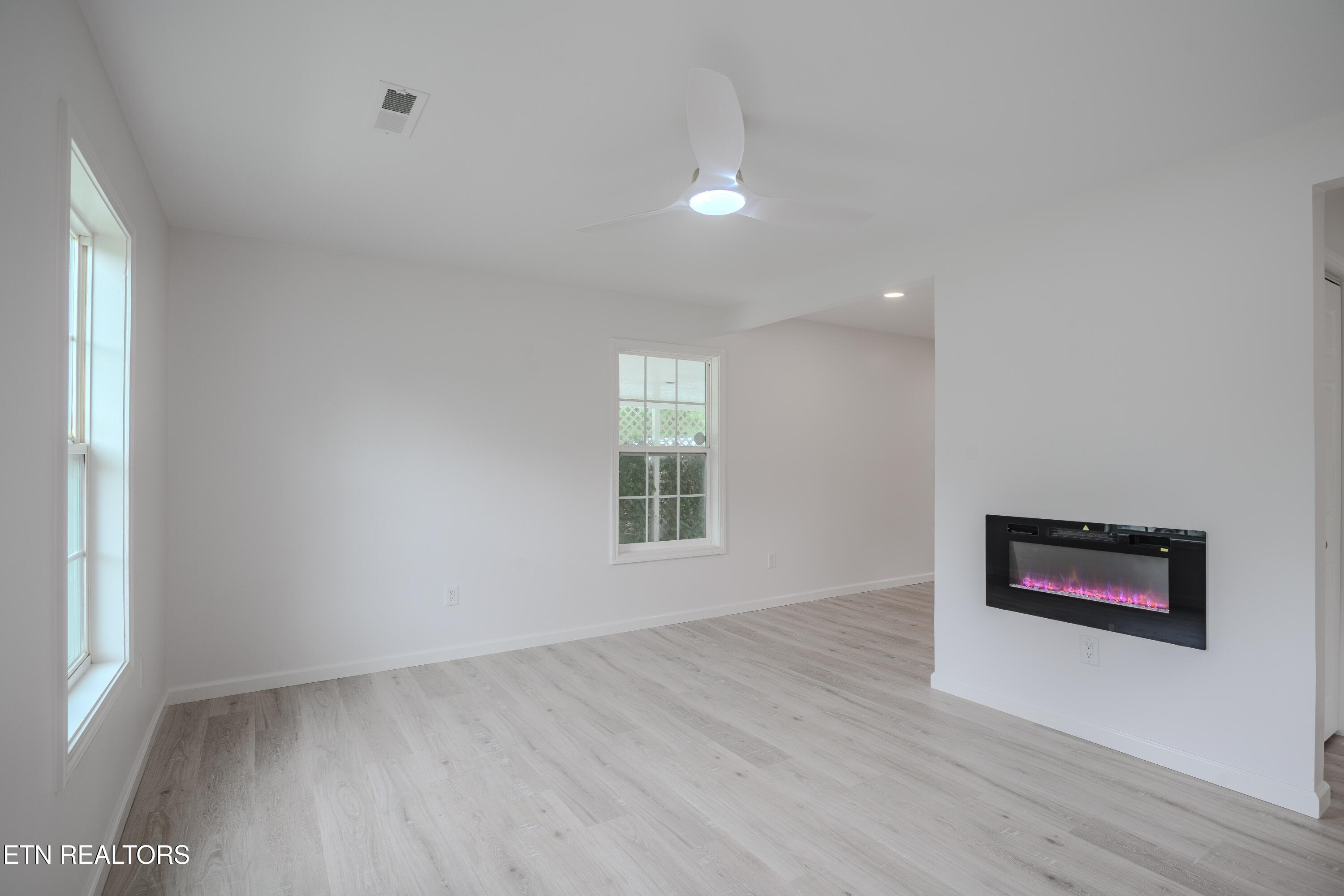 116 Davis Circle