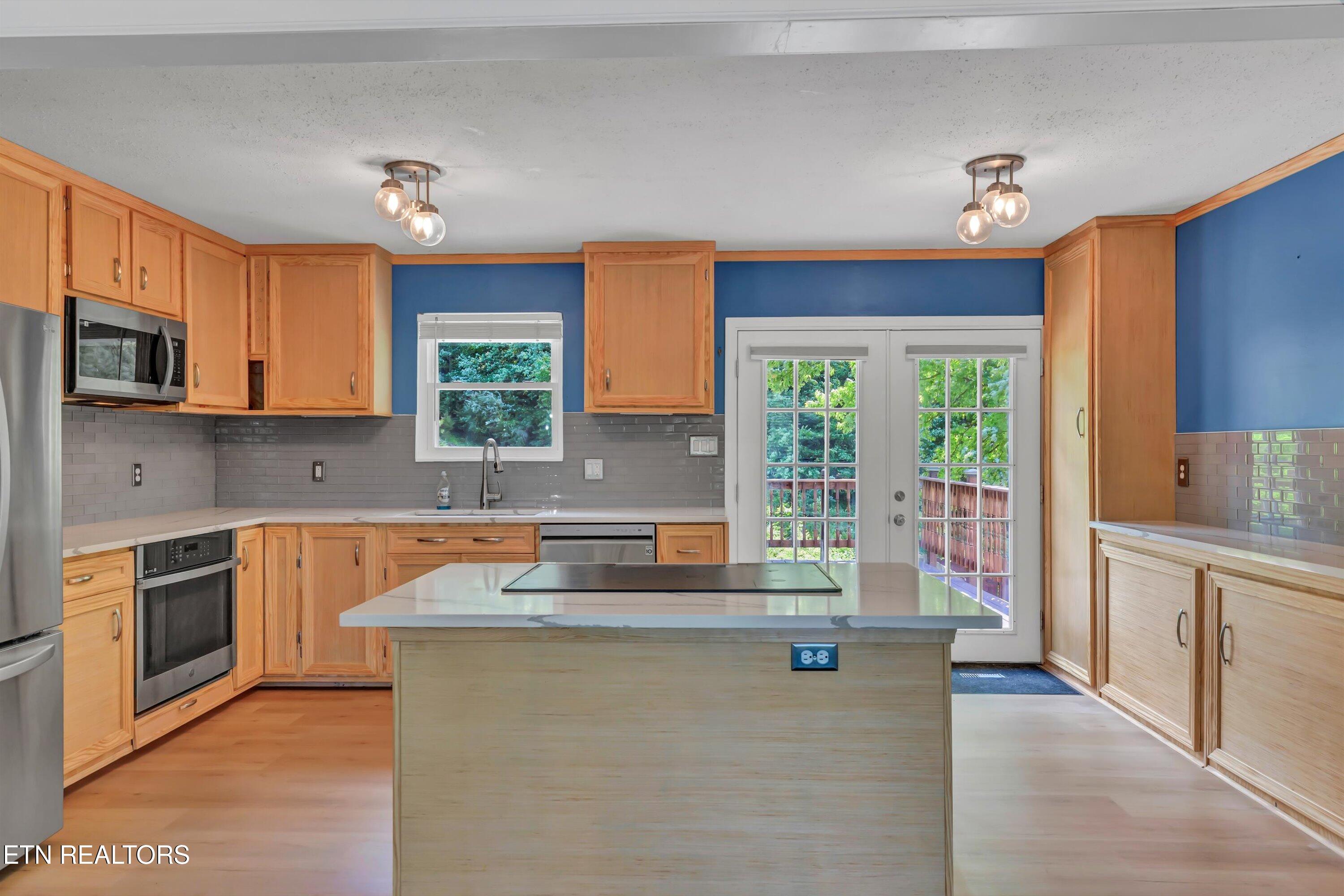 1538 Johnathan Drive