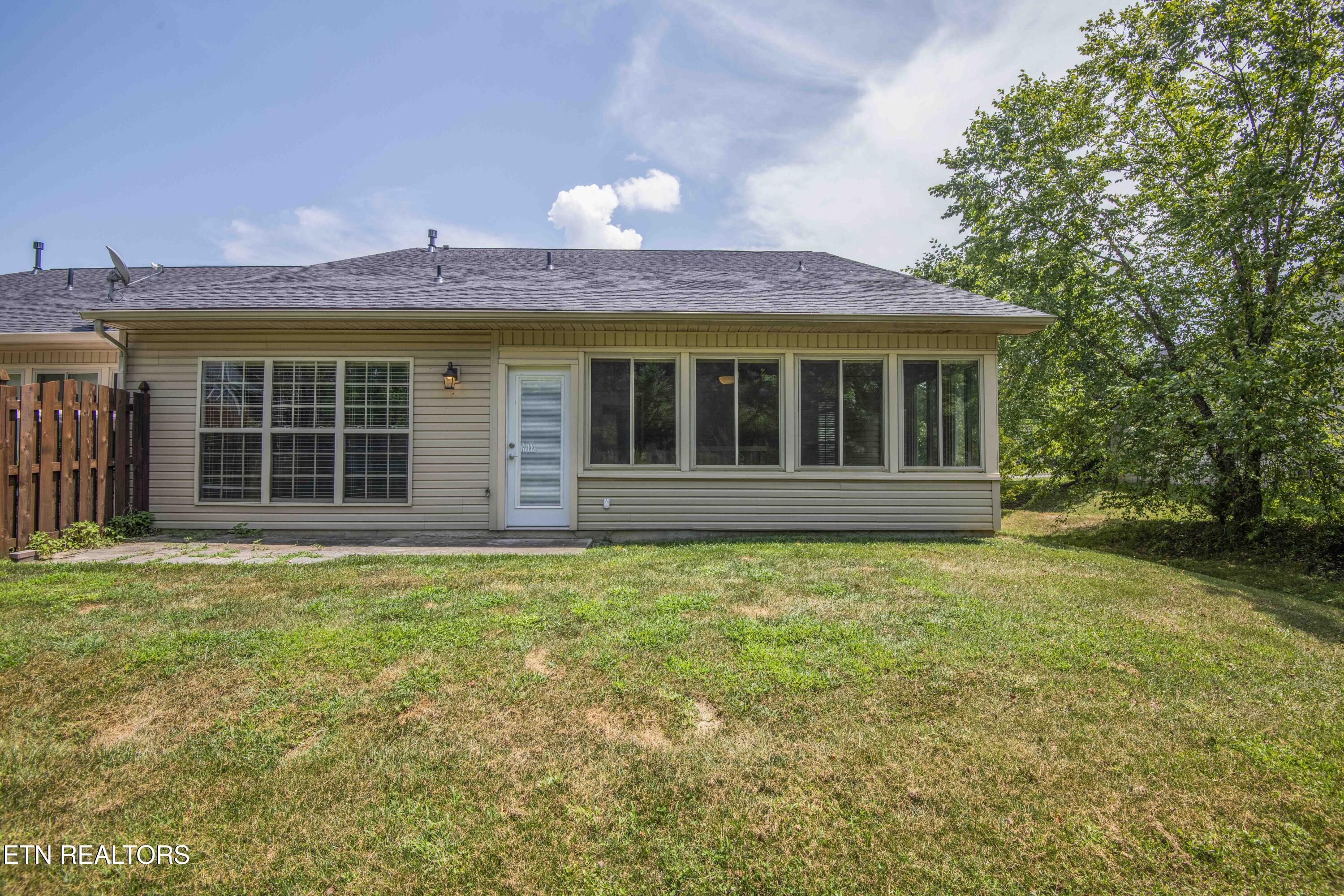 6161 E Mcmillan Creek Drive