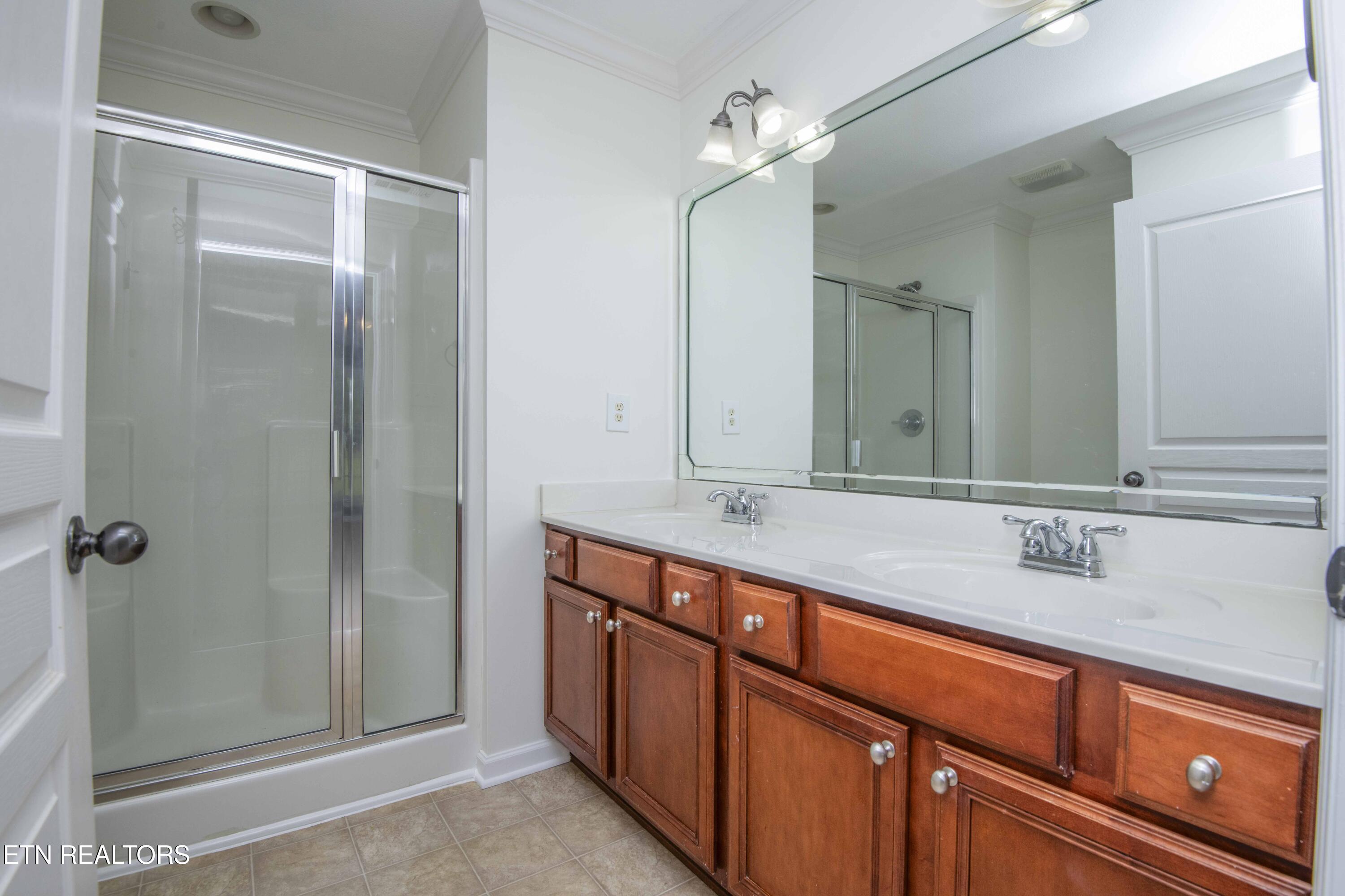 6161 E Mcmillan Creek Drive