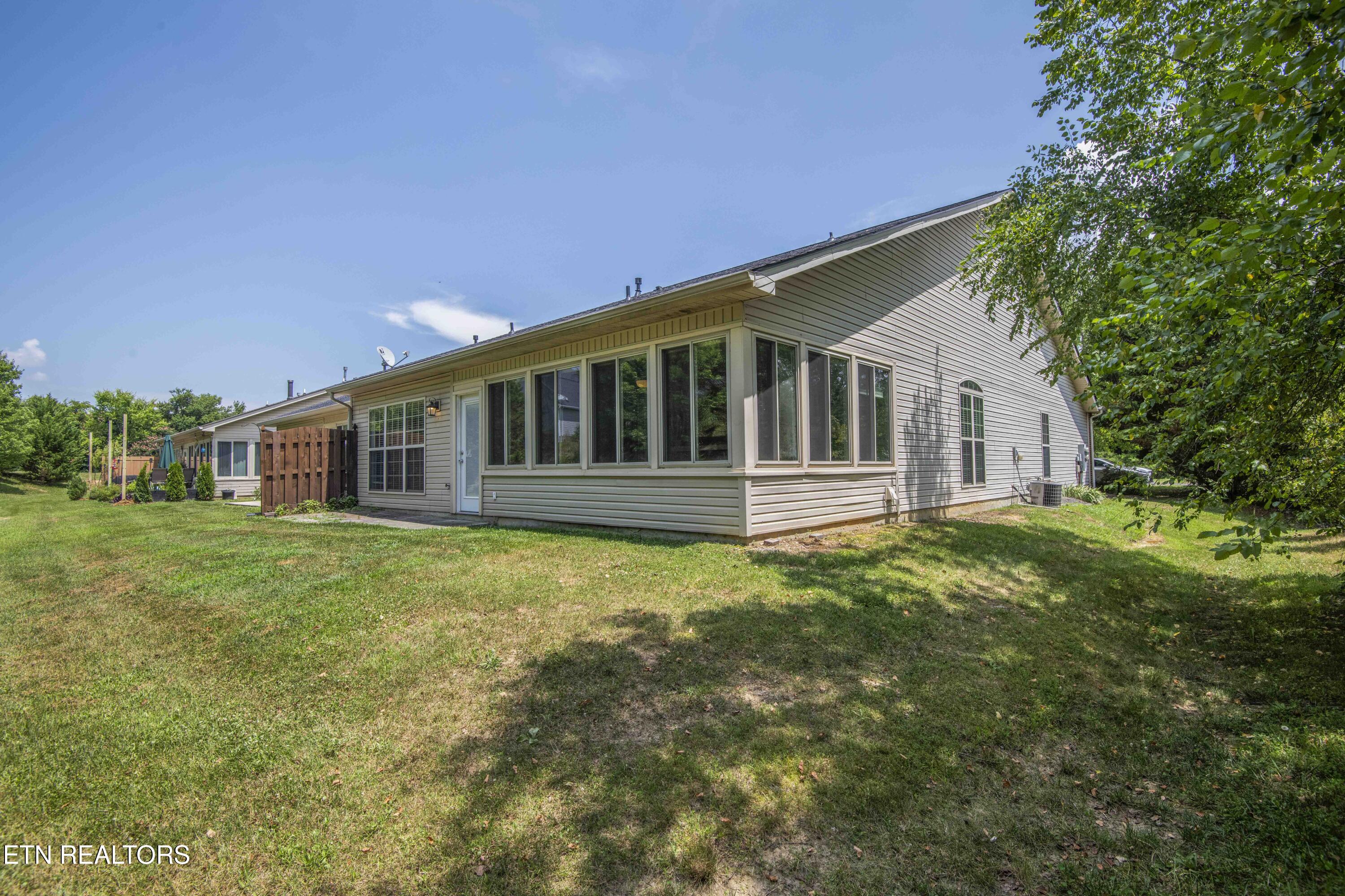 6161 E Mcmillan Creek Drive