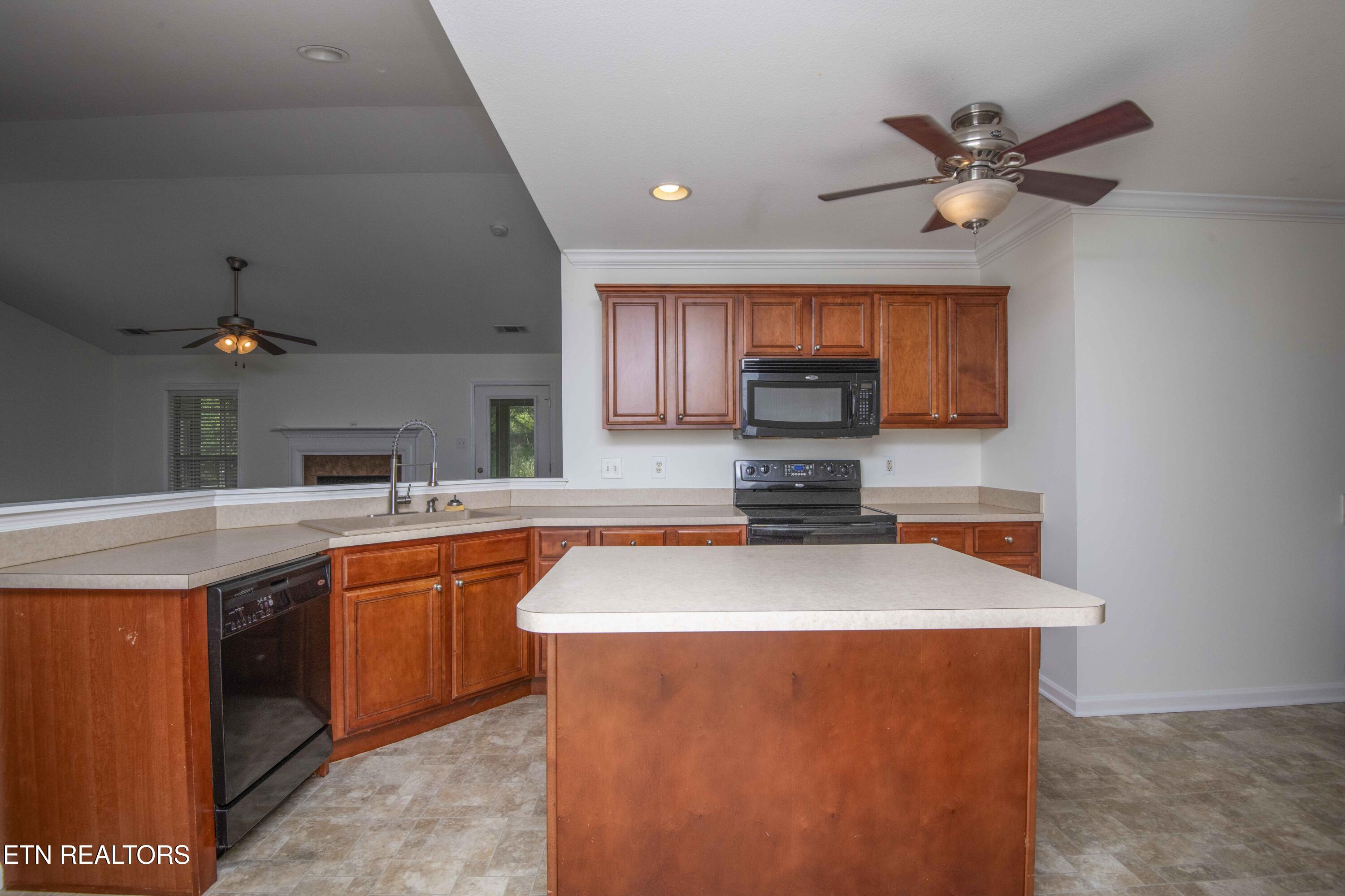 6161 E Mcmillan Creek Drive