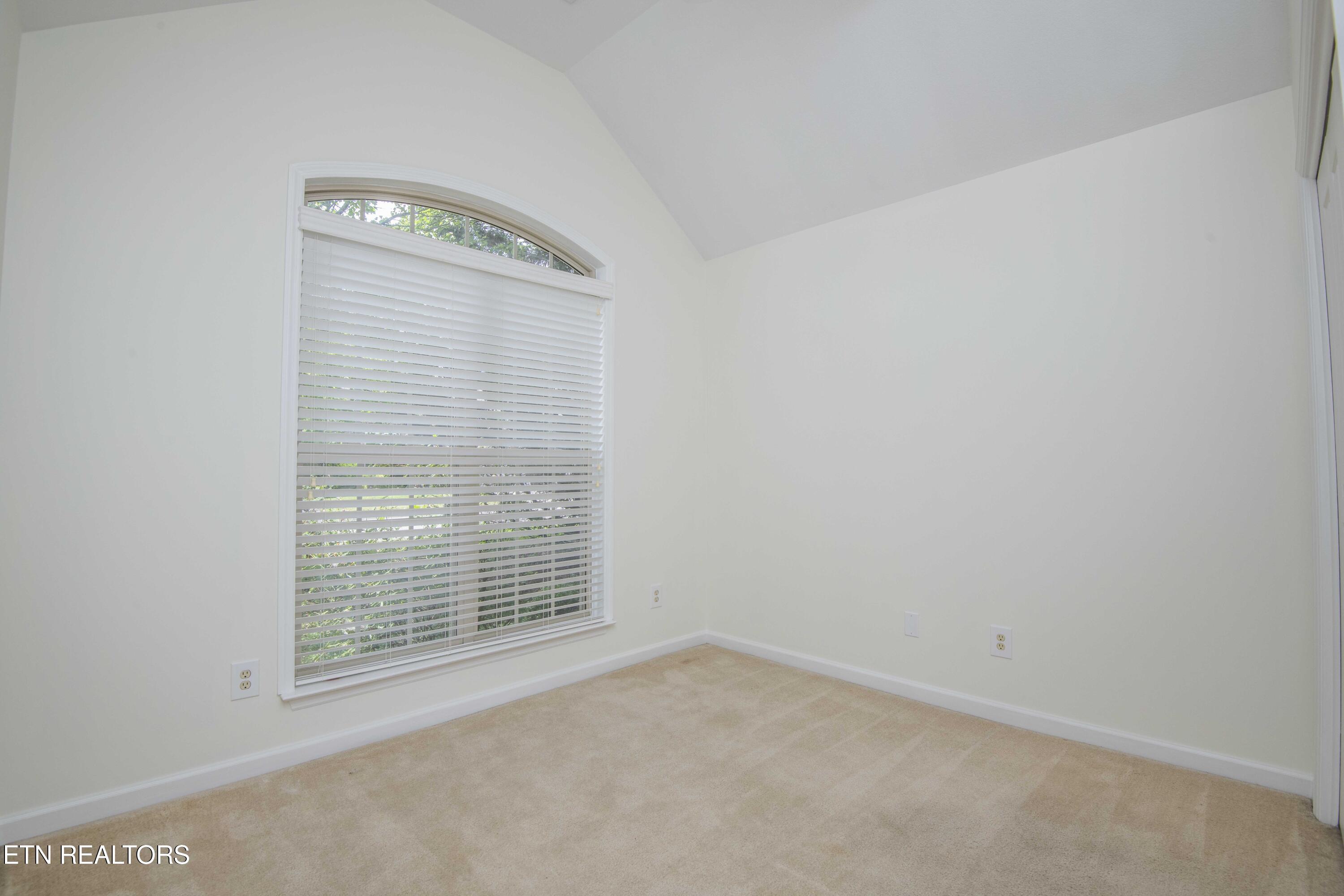 6161 E Mcmillan Creek Drive