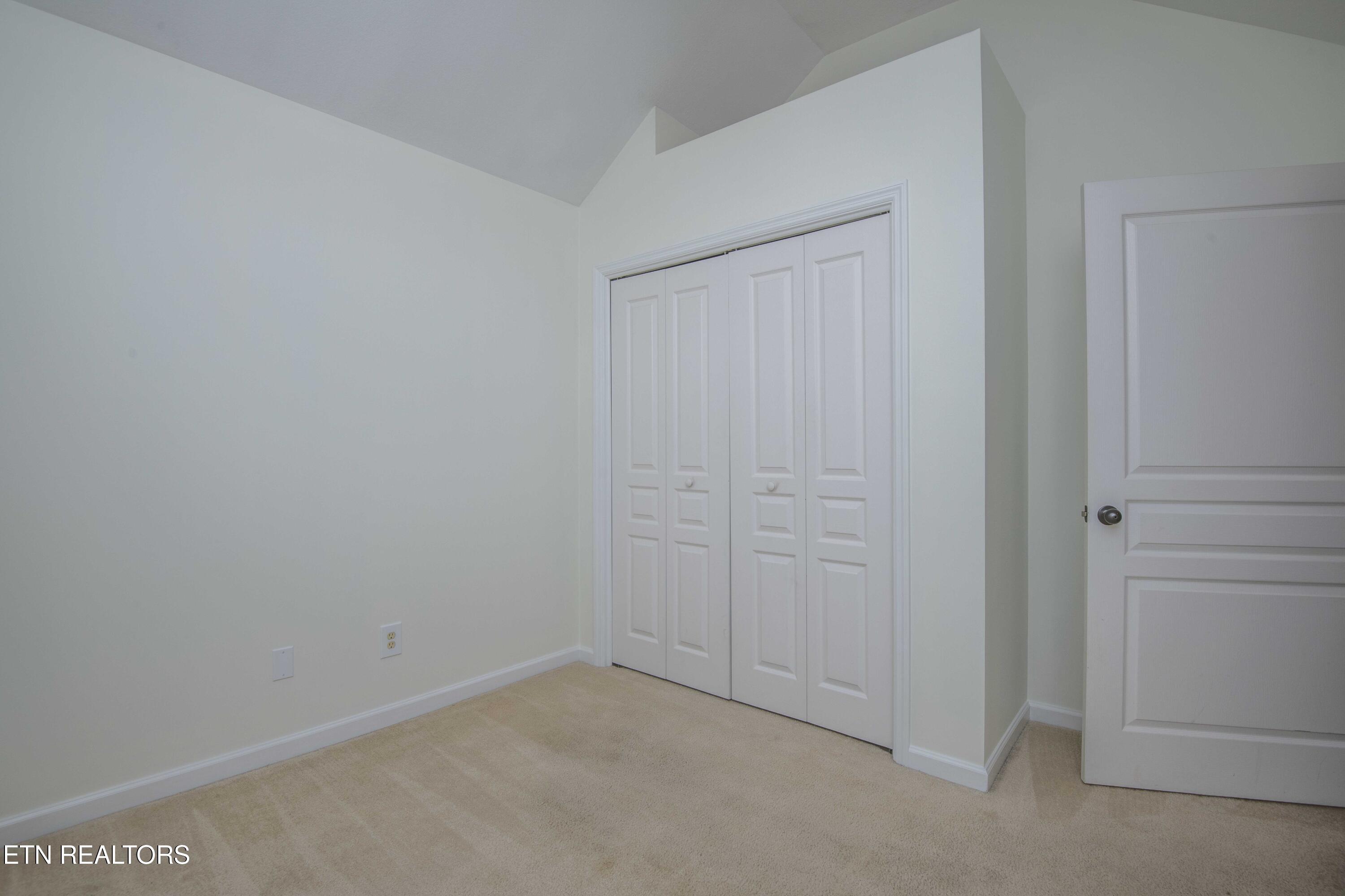 6161 E Mcmillan Creek Drive