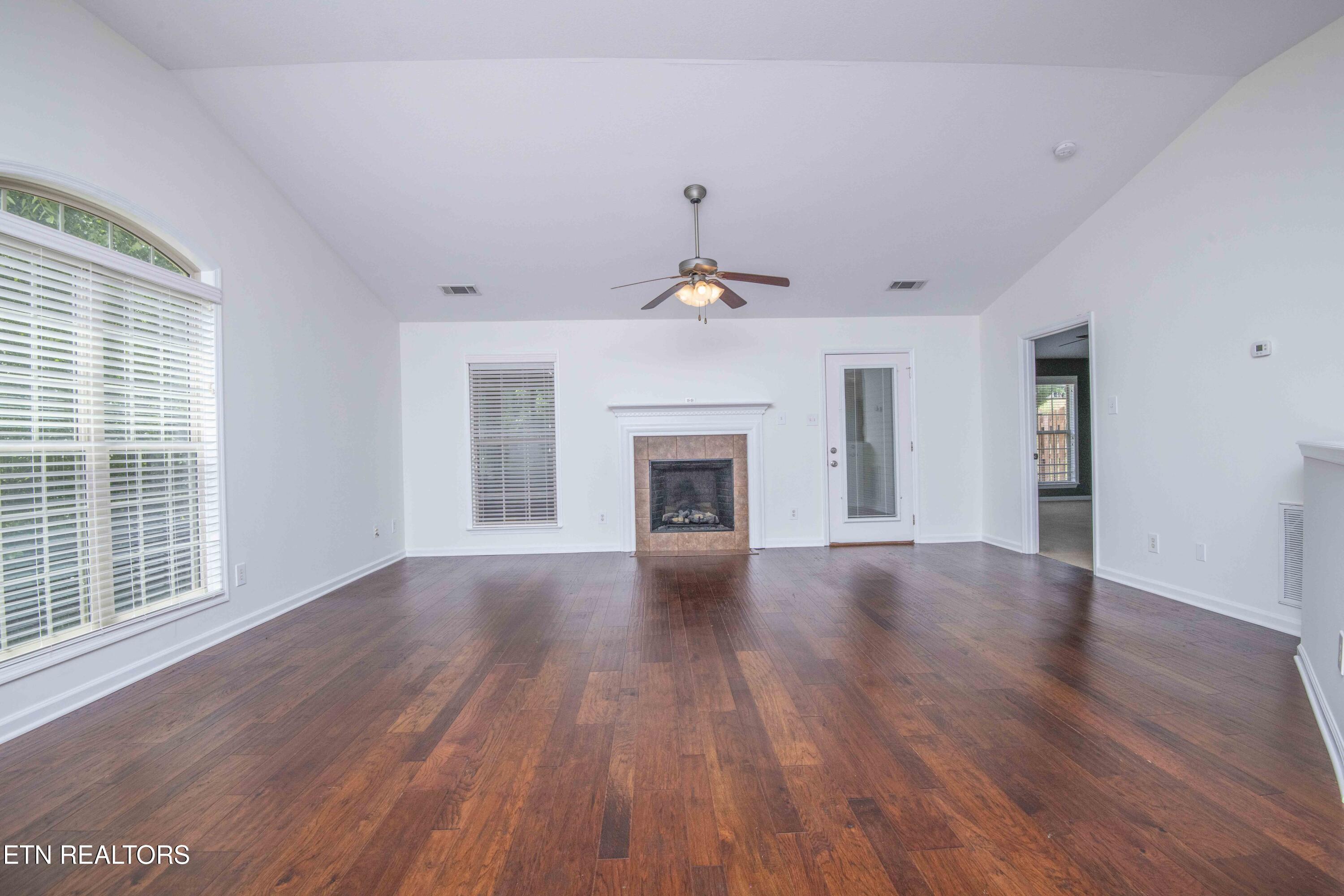 6161 E Mcmillan Creek Drive