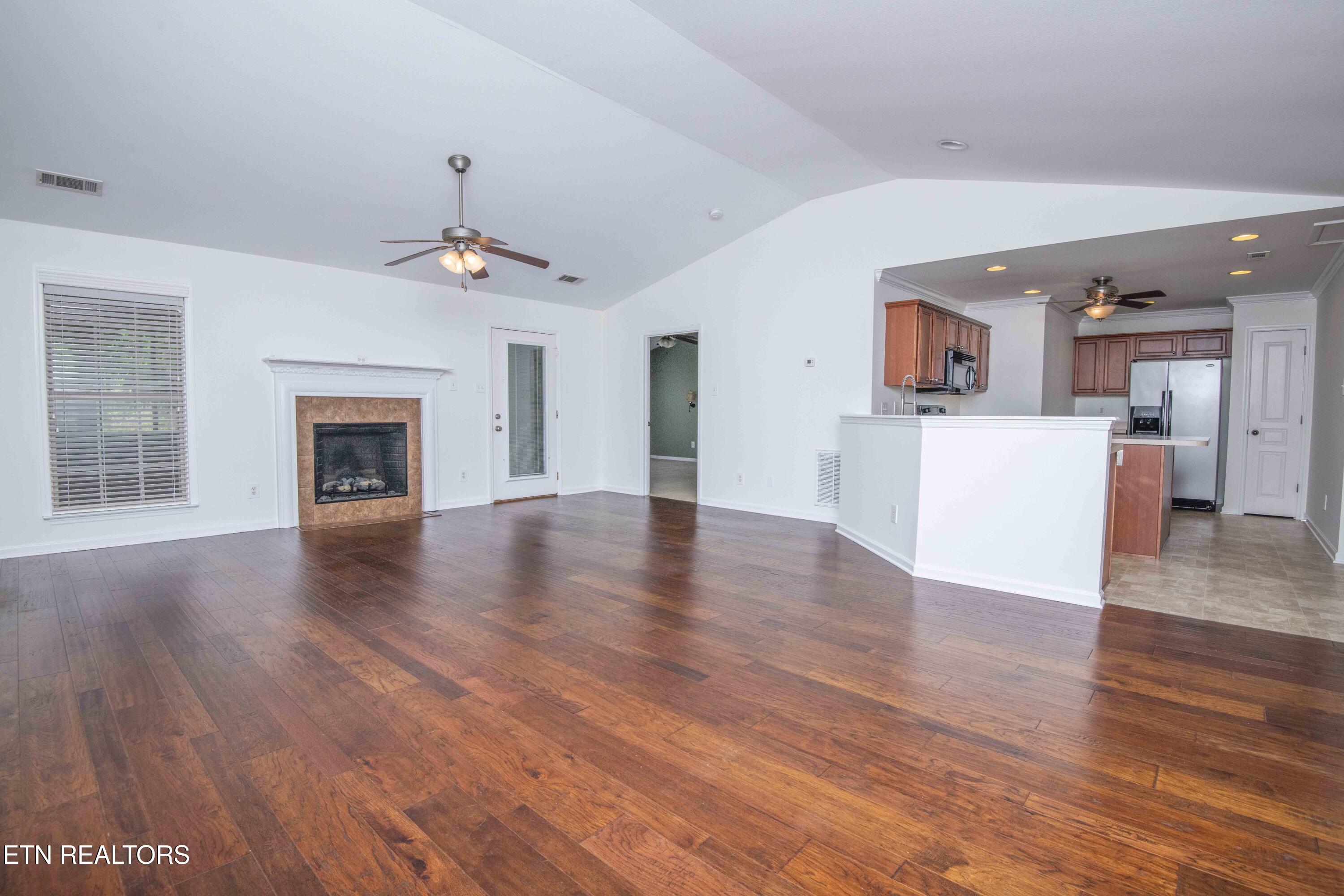 6161 E Mcmillan Creek Drive