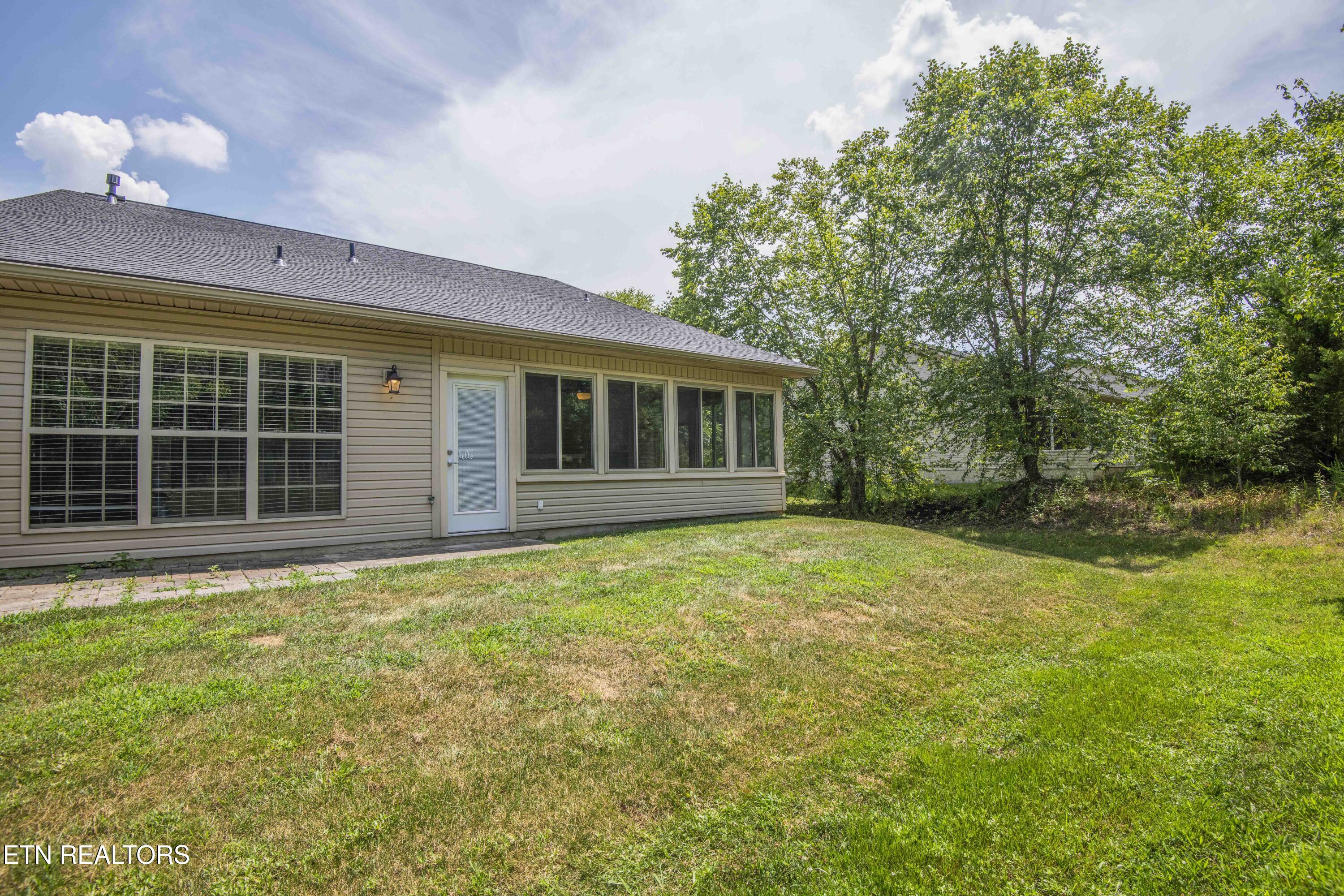 6161 E Mcmillan Creek Drive