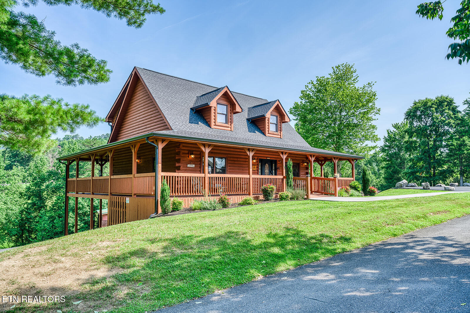 2028 Piney Overlook Lane