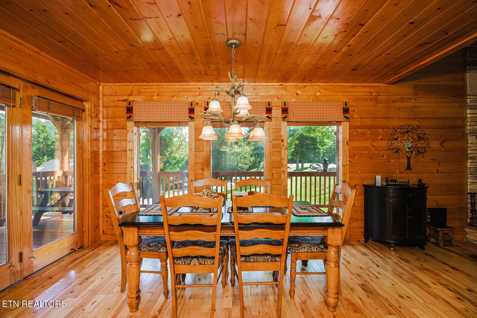 2028 Piney Overlook Lane