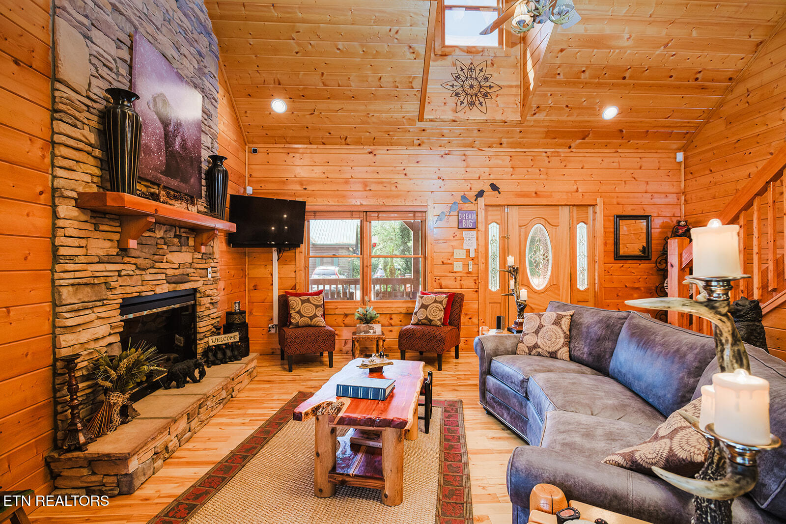 2028 Piney Overlook Lane