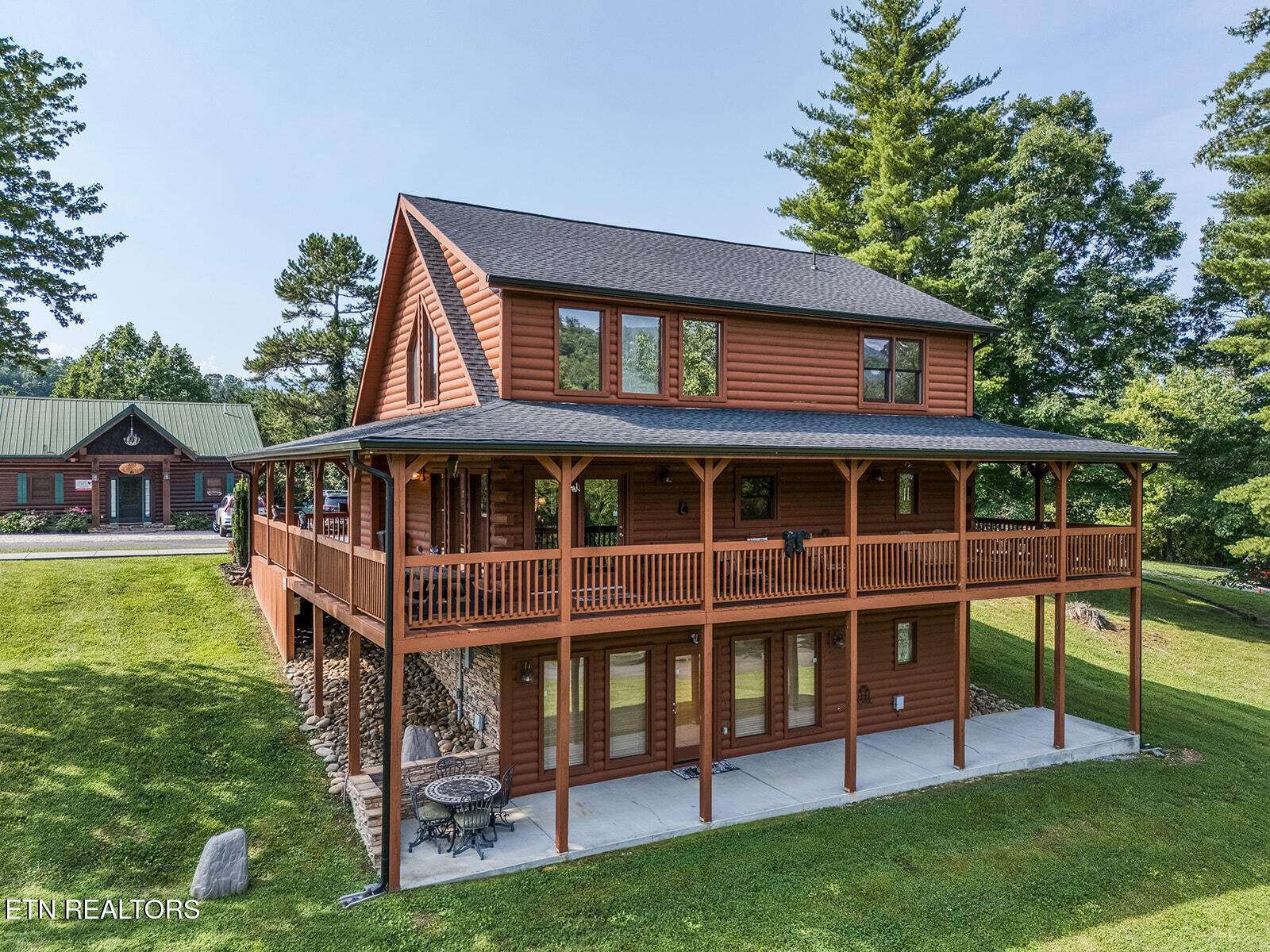 2028 Piney Overlook Lane