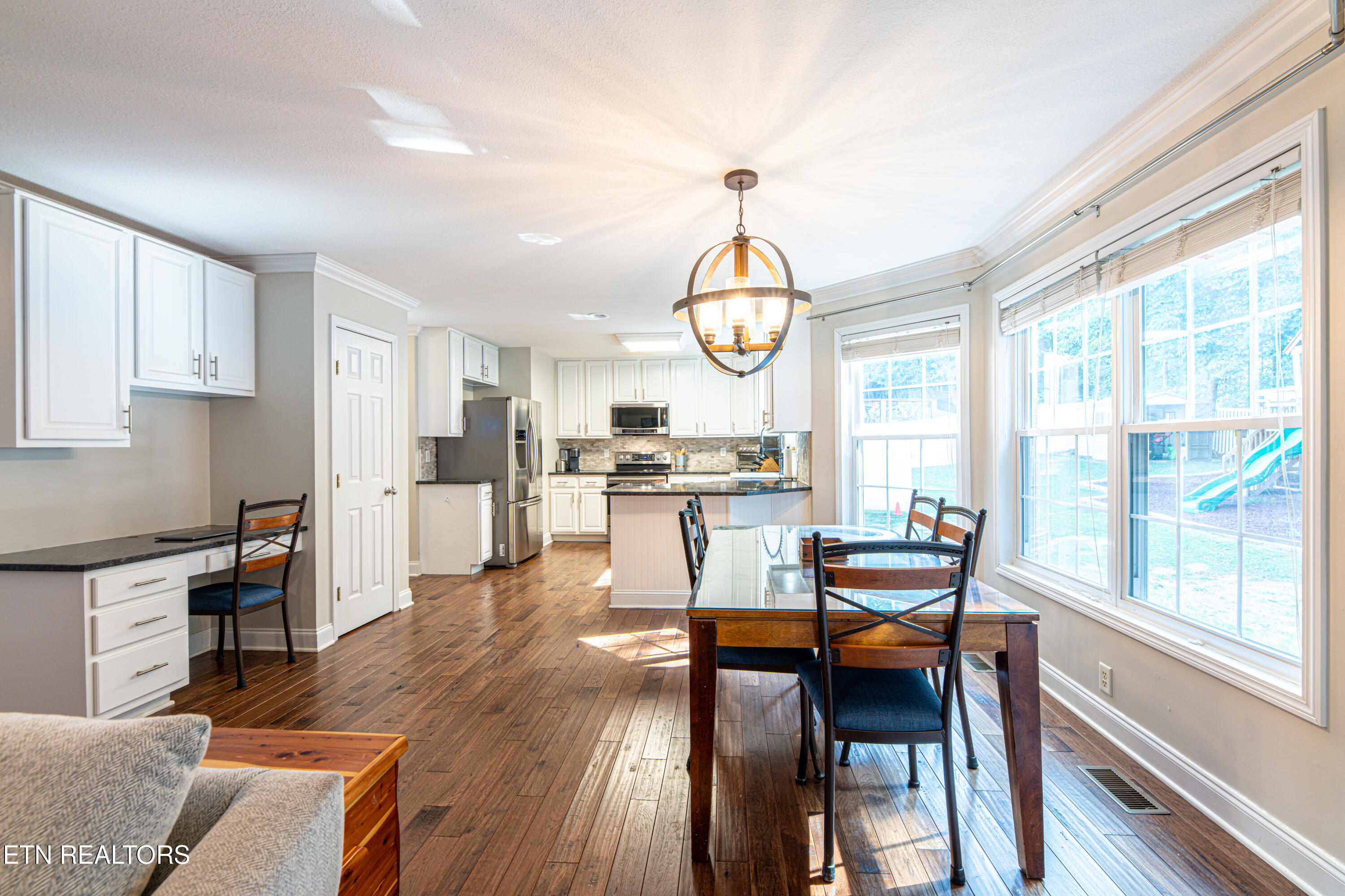 924 Crown Ridge Lane
