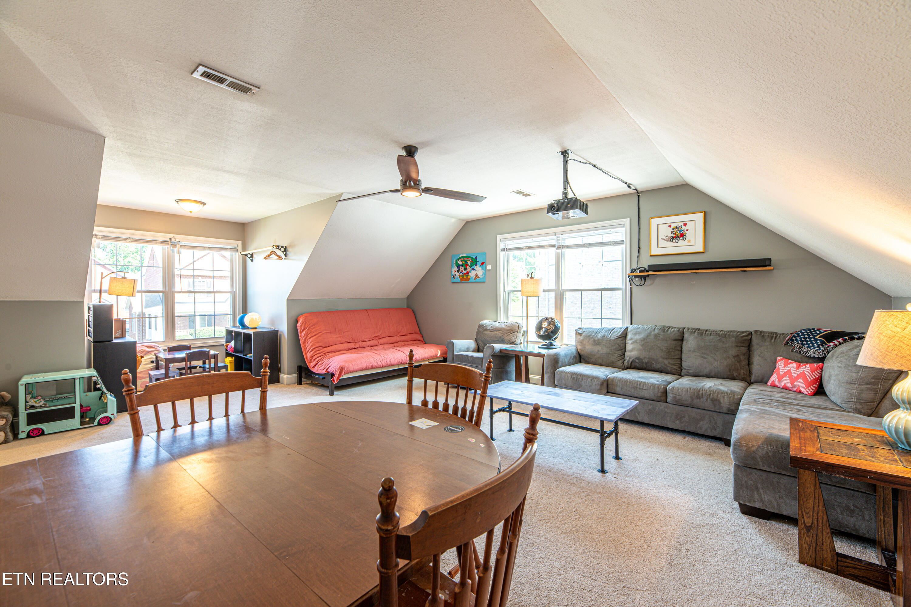 924 Crown Ridge Lane