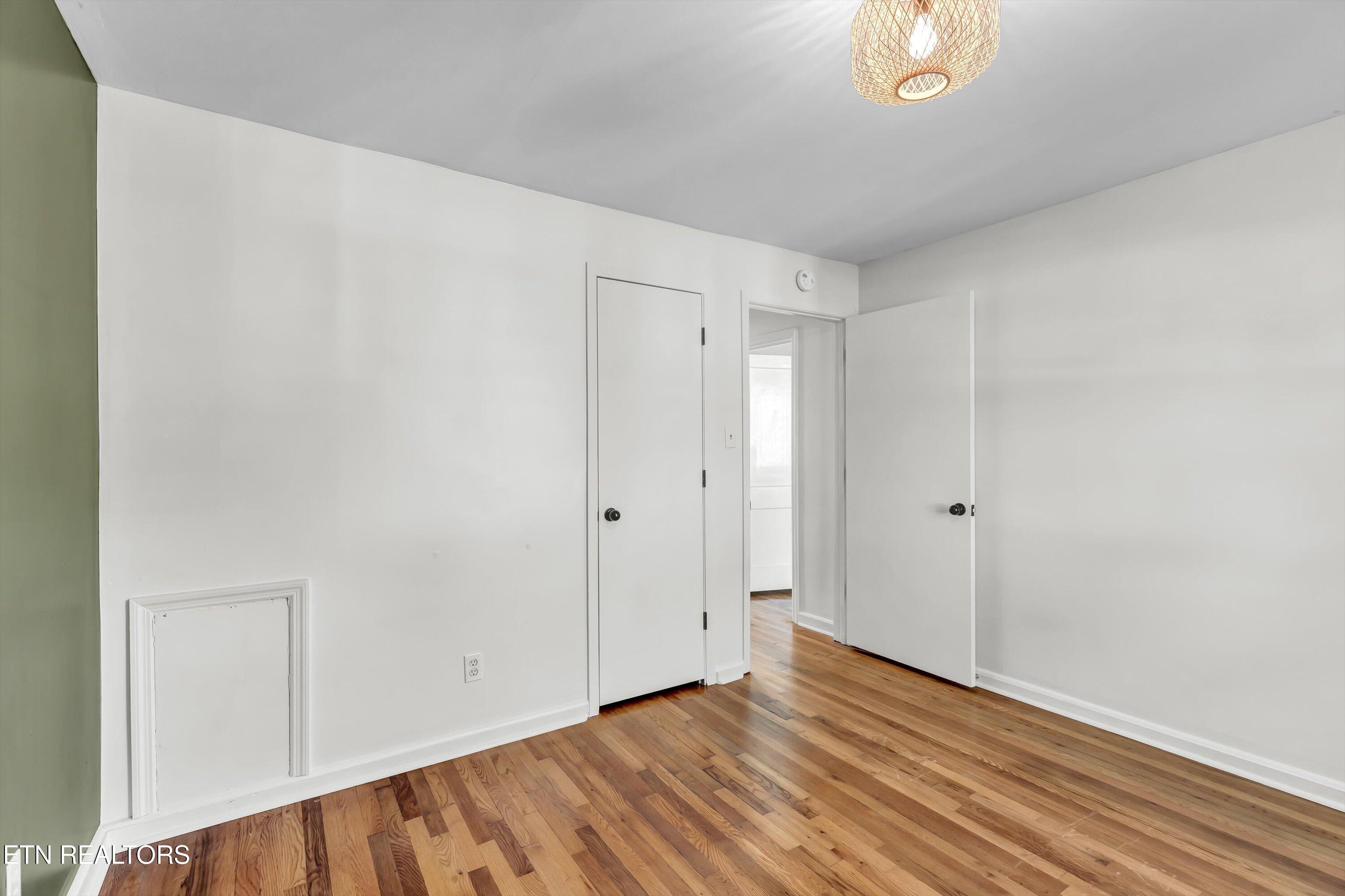 1925 Trotter Ave