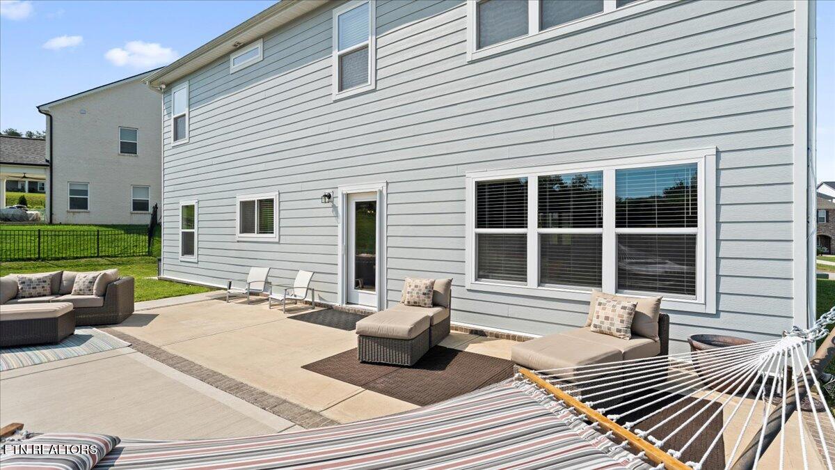 2622 Honey Locust Lane