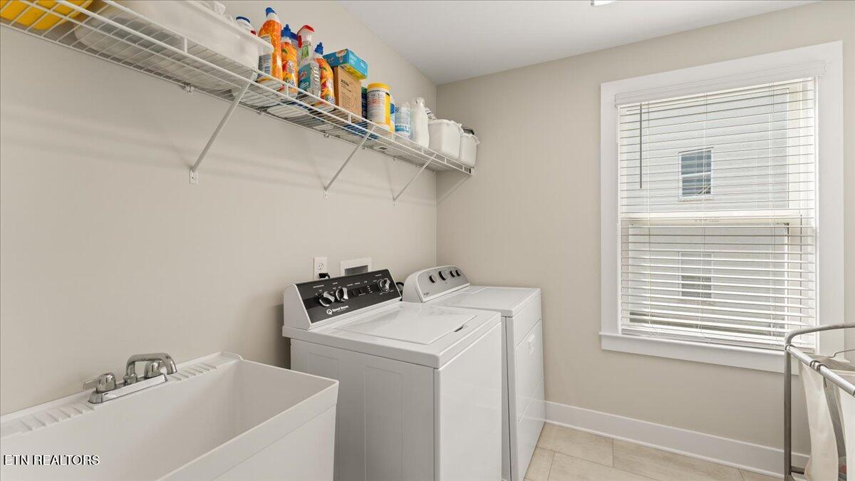 2622 Honey Locust Lane