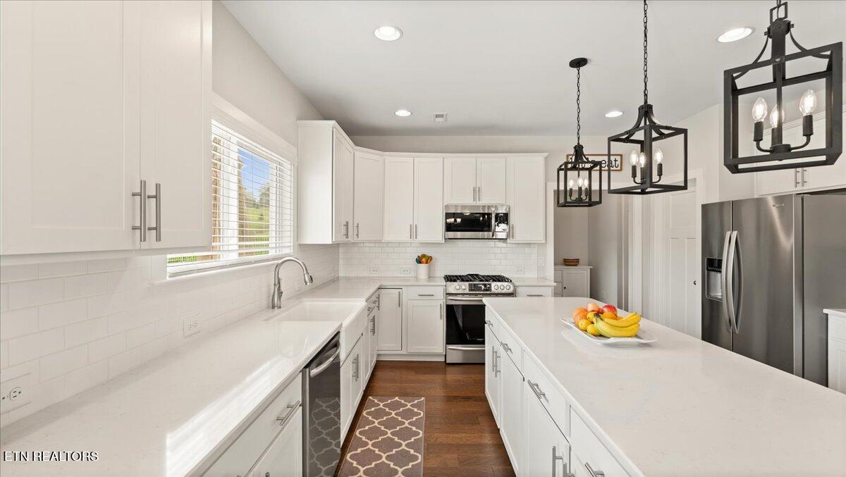 2622 Honey Locust Lane