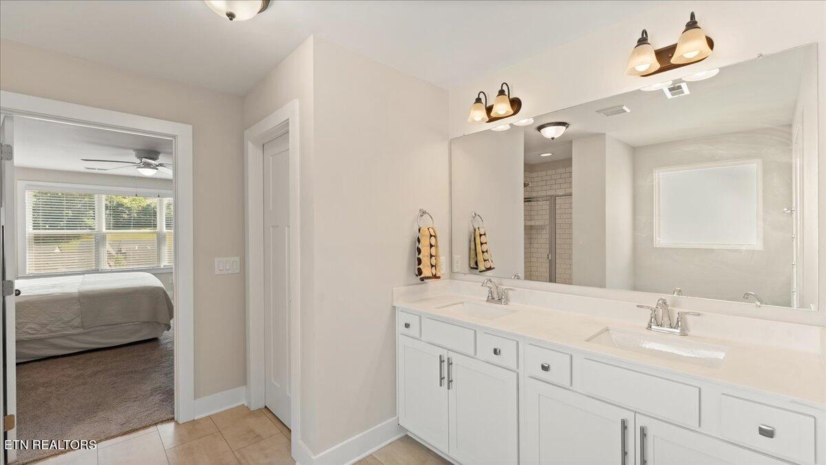 2622 Honey Locust Lane