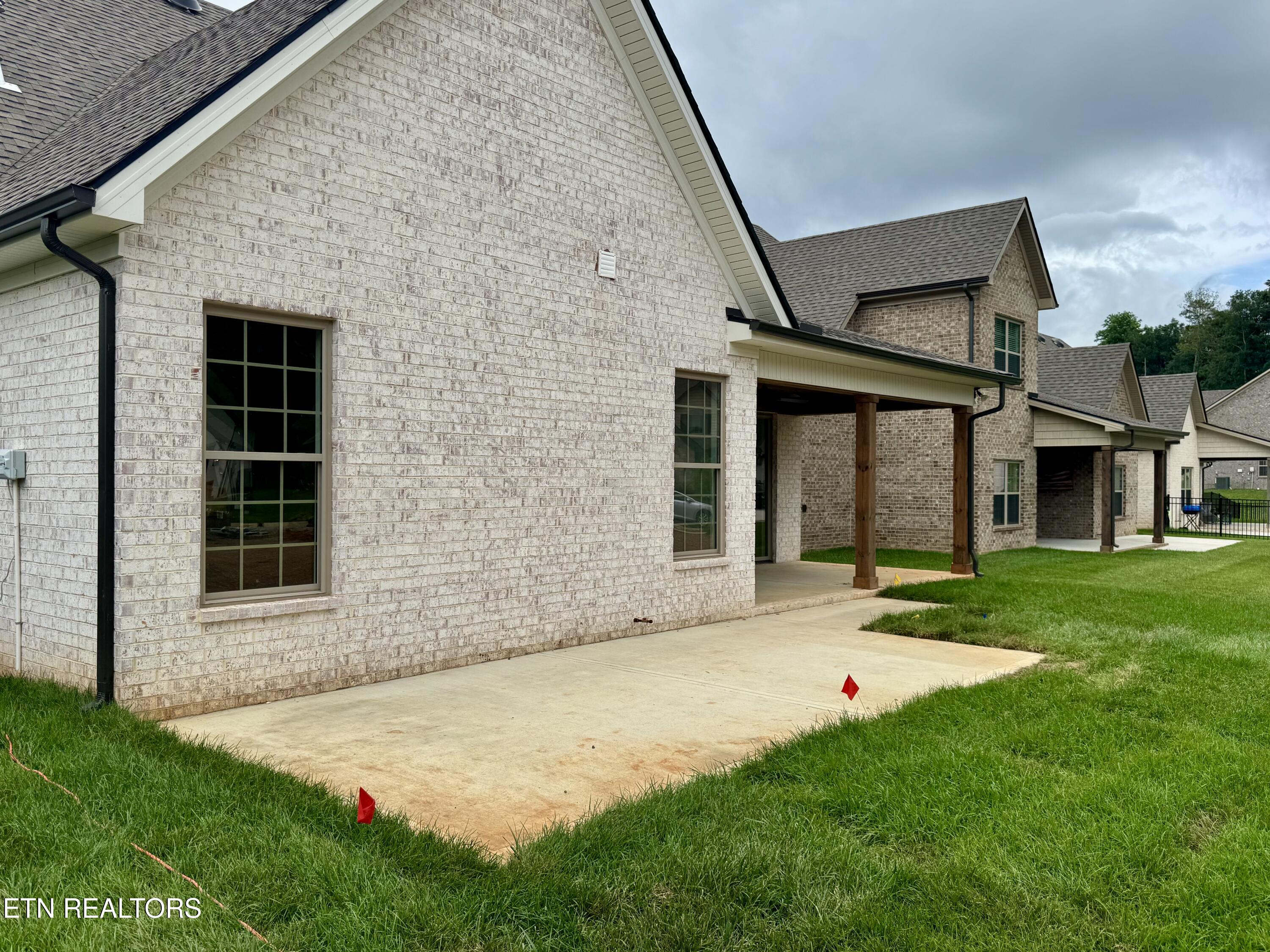 12023 Avery Manor Lane