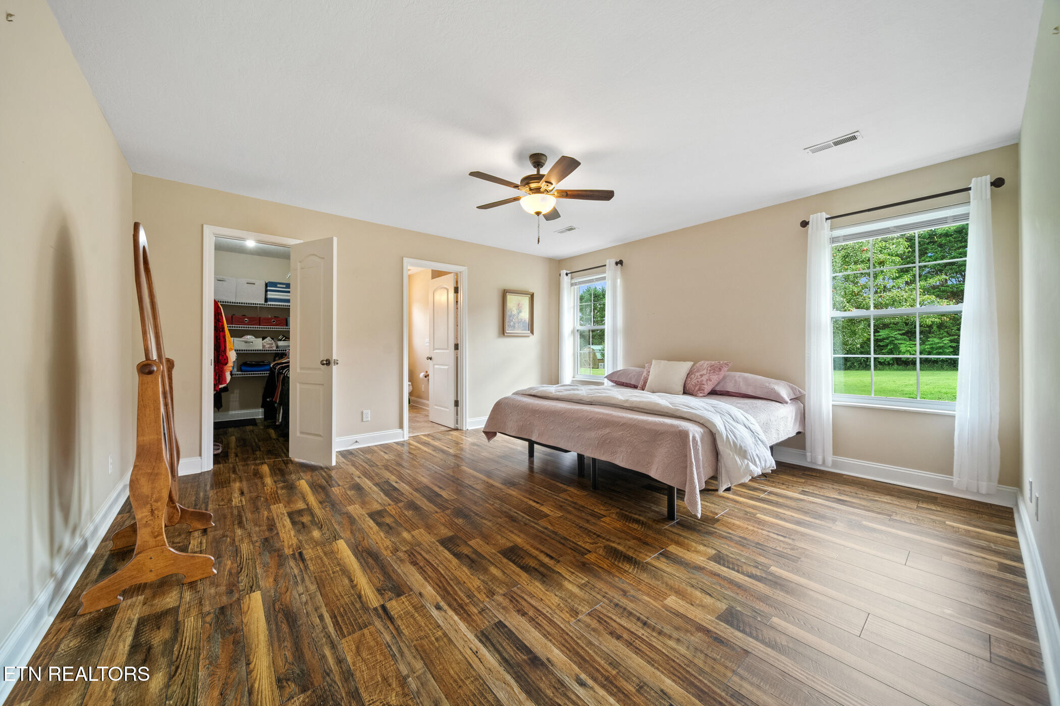 944 Mossy Grove Lane