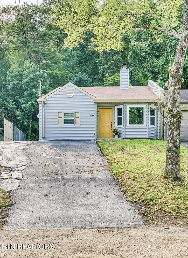 7644 Chatham Circle