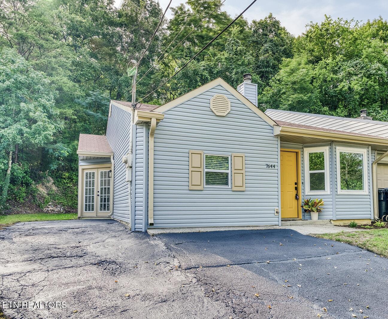 7644 Chatham Circle
