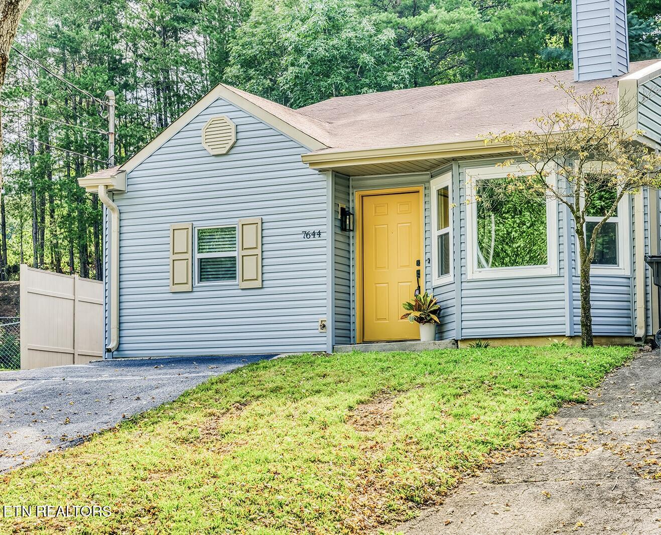 7644 Chatham Circle