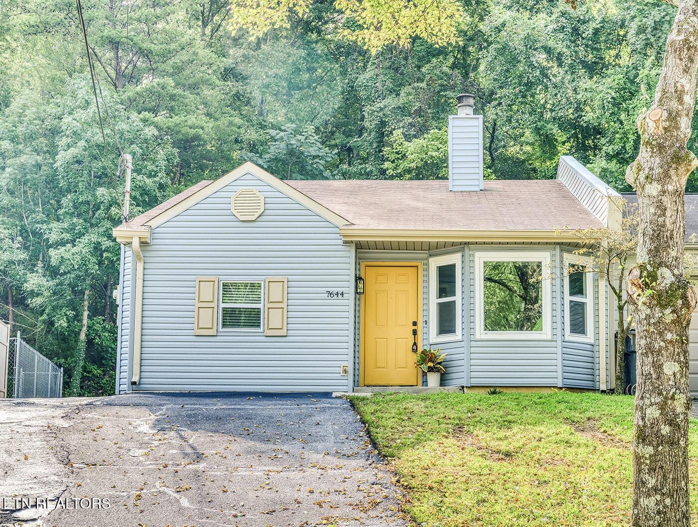 7644 Chatham Circle
