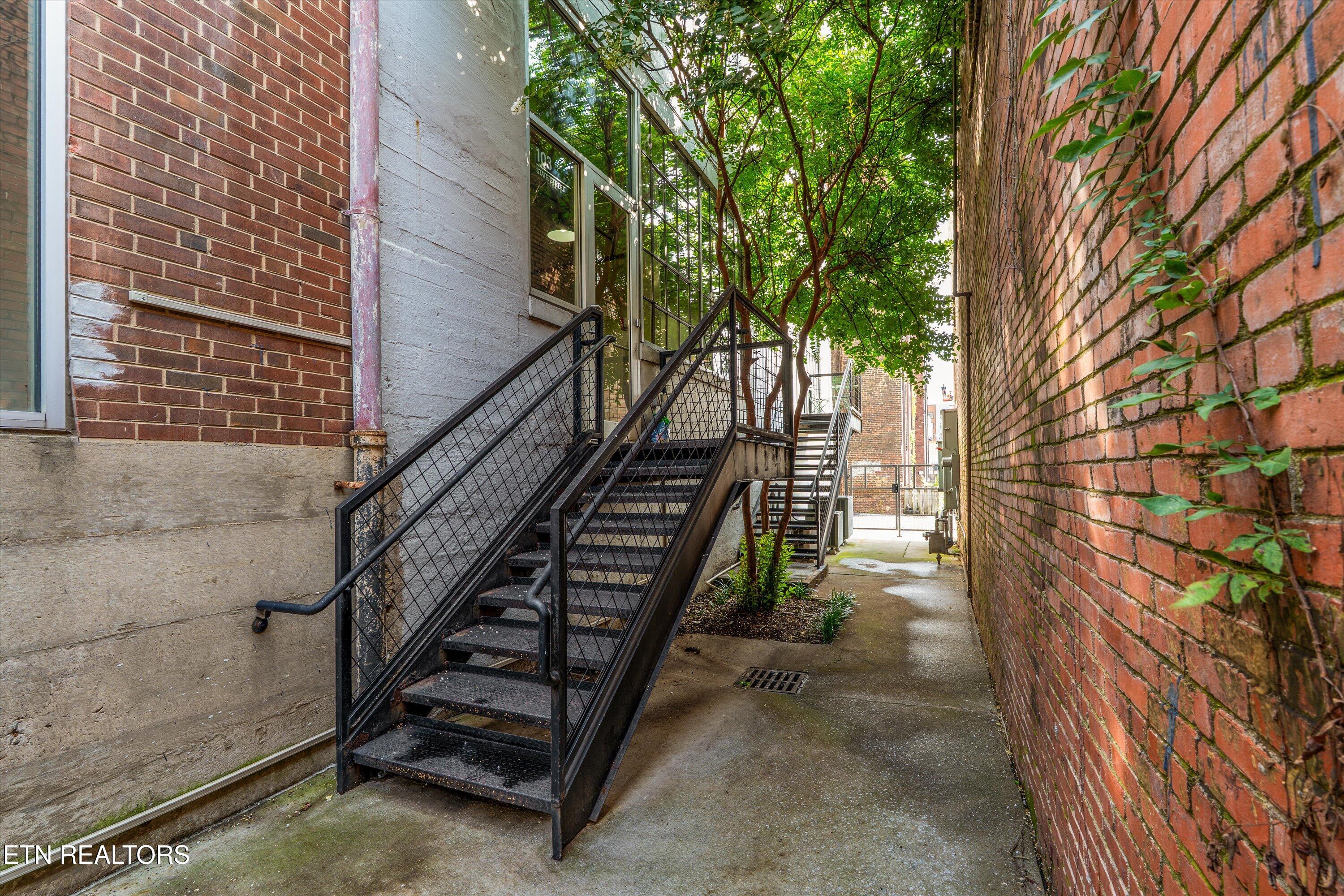 103 State St