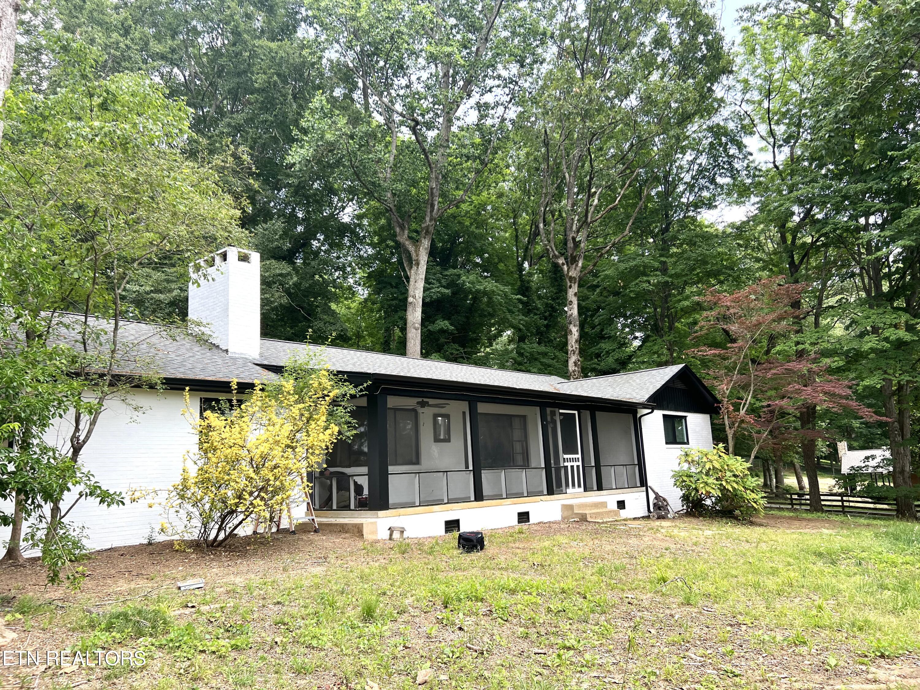 3401 SW Raines Lane