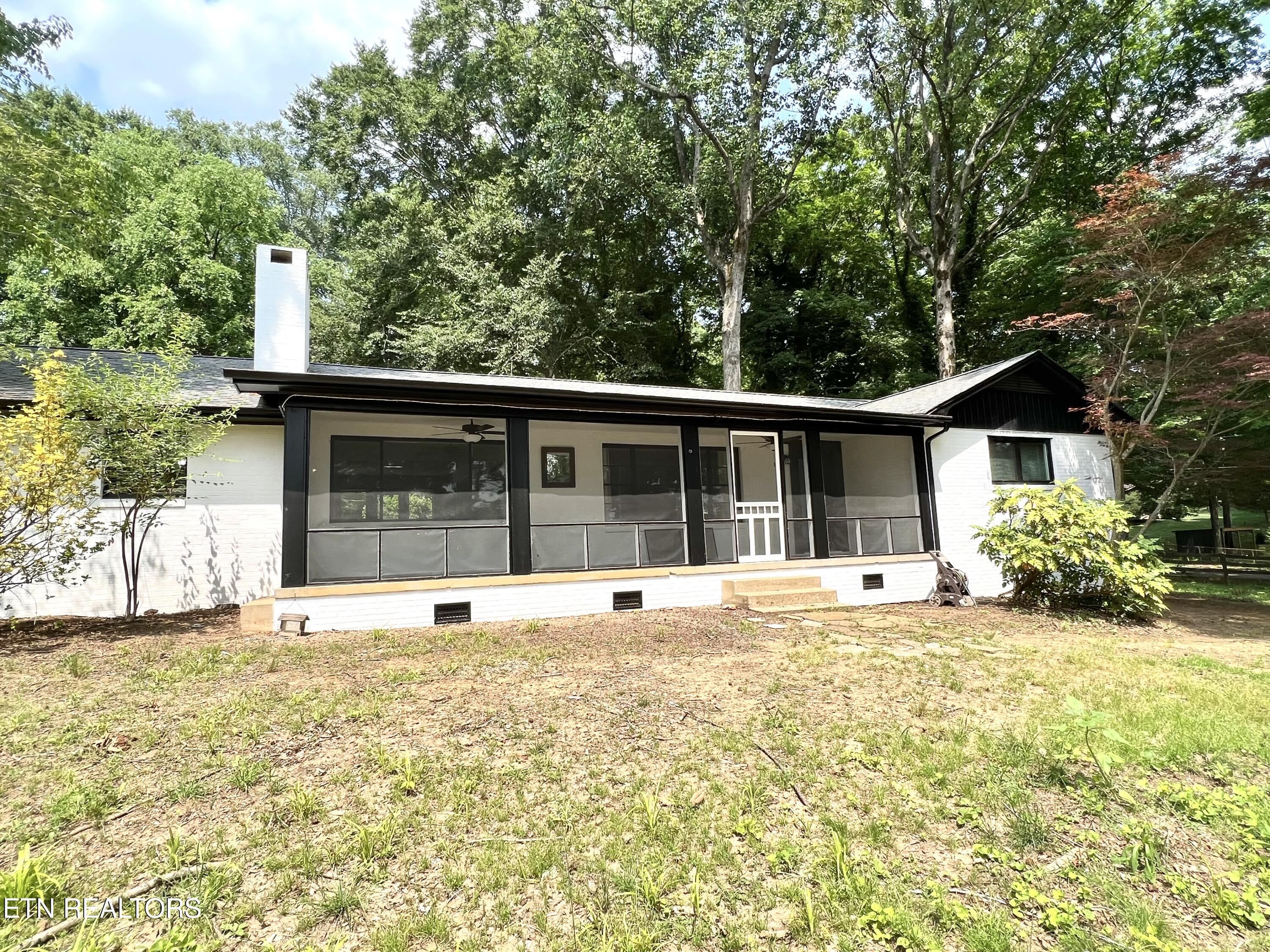 3401 SW Raines Lane