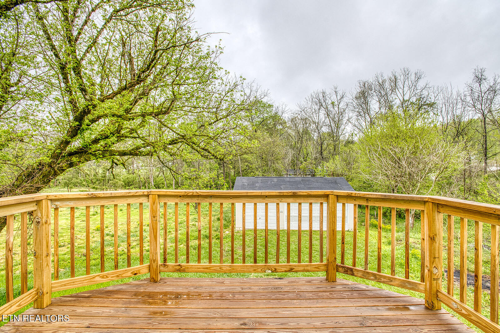 831 W Ford Valley Rd