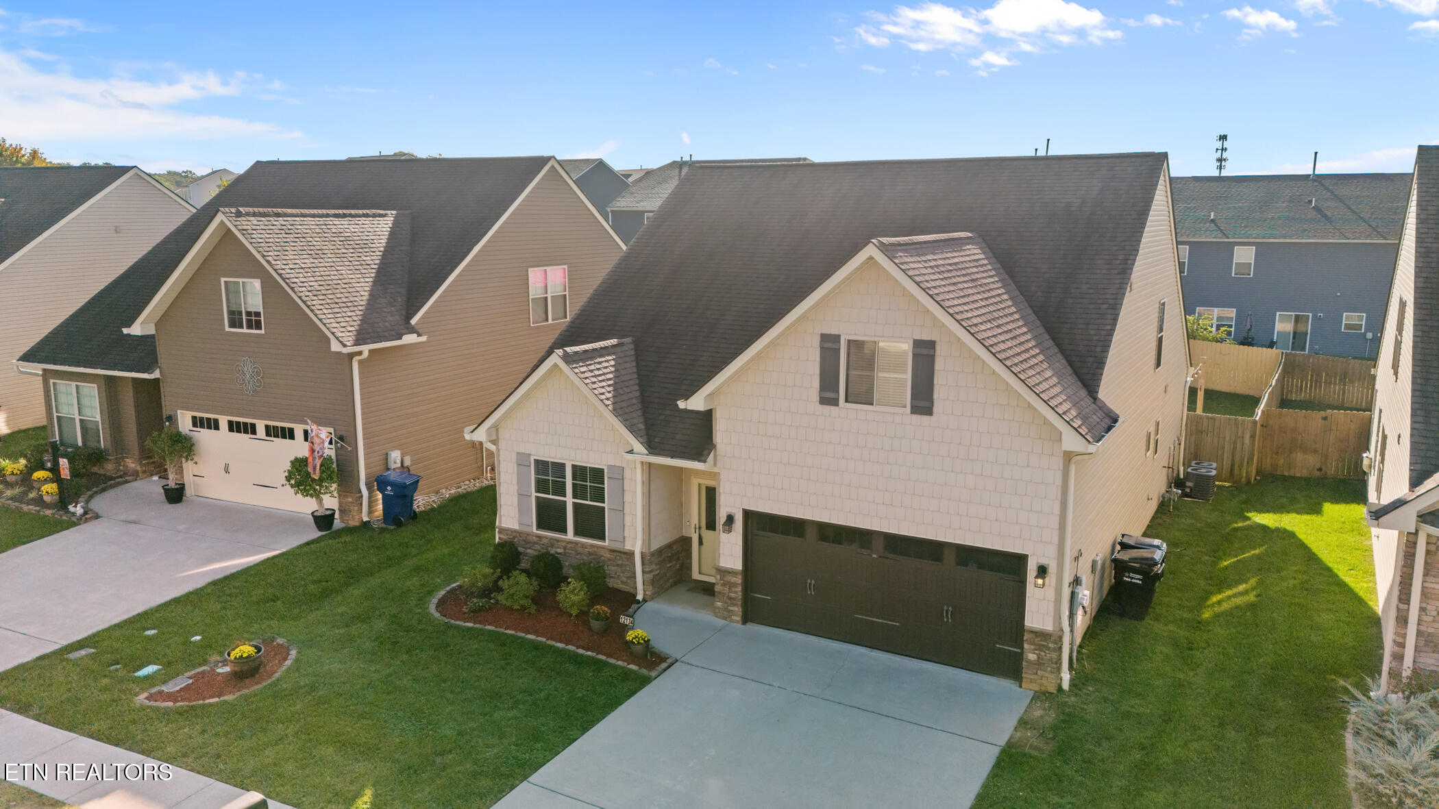 12134 Woodhollow Lane