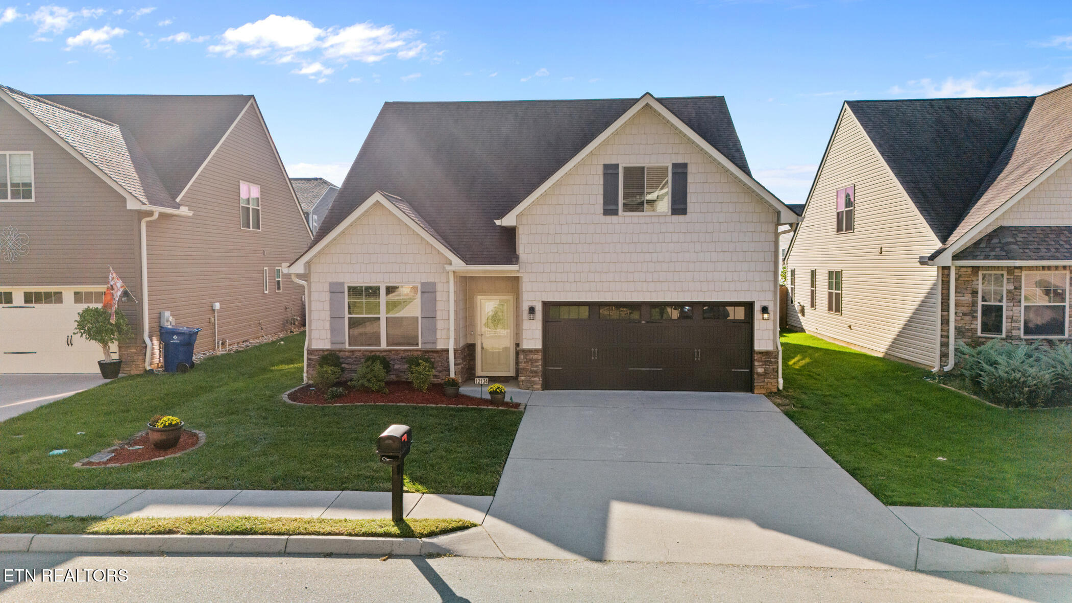 12134 Woodhollow Lane