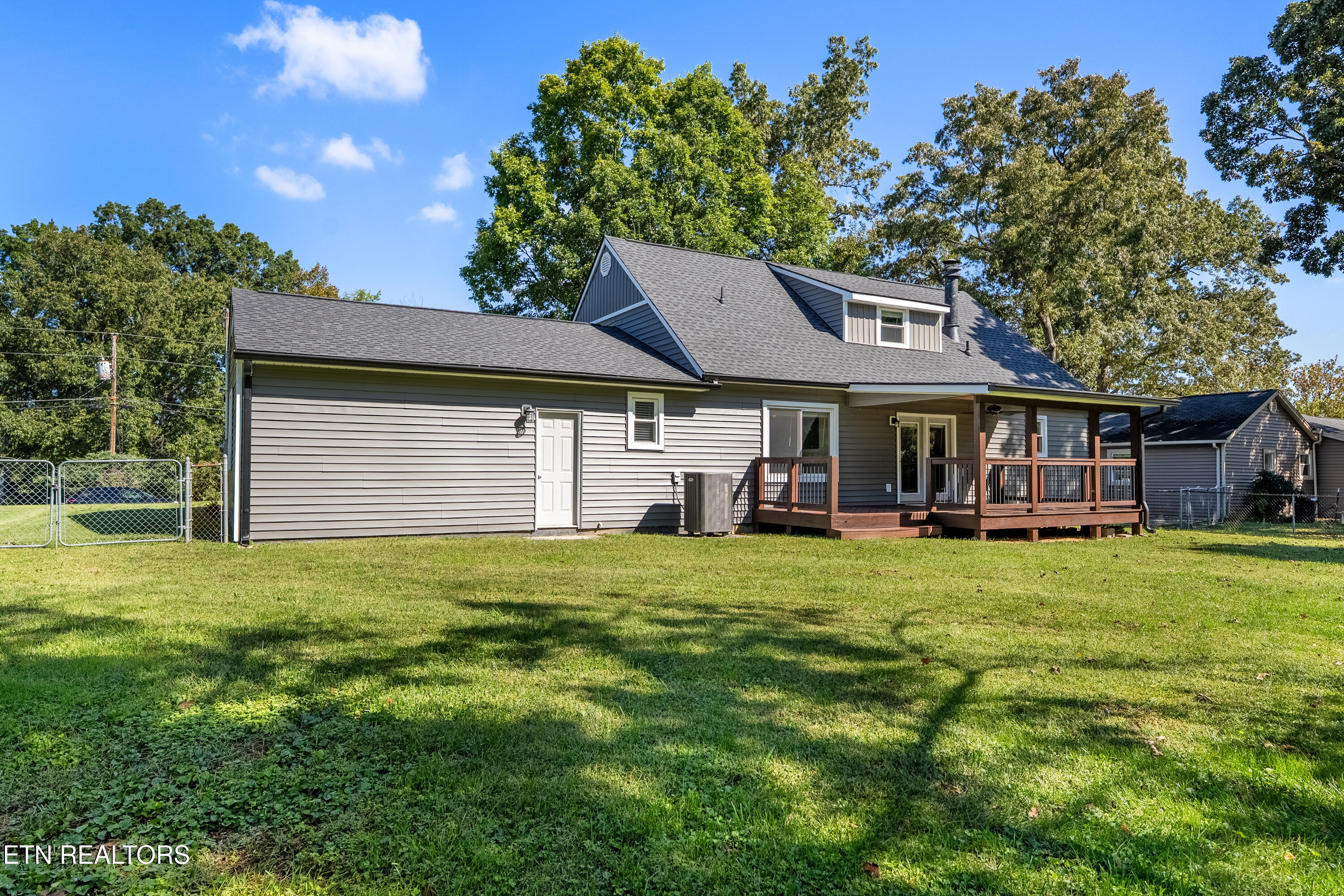417 Oran Rd