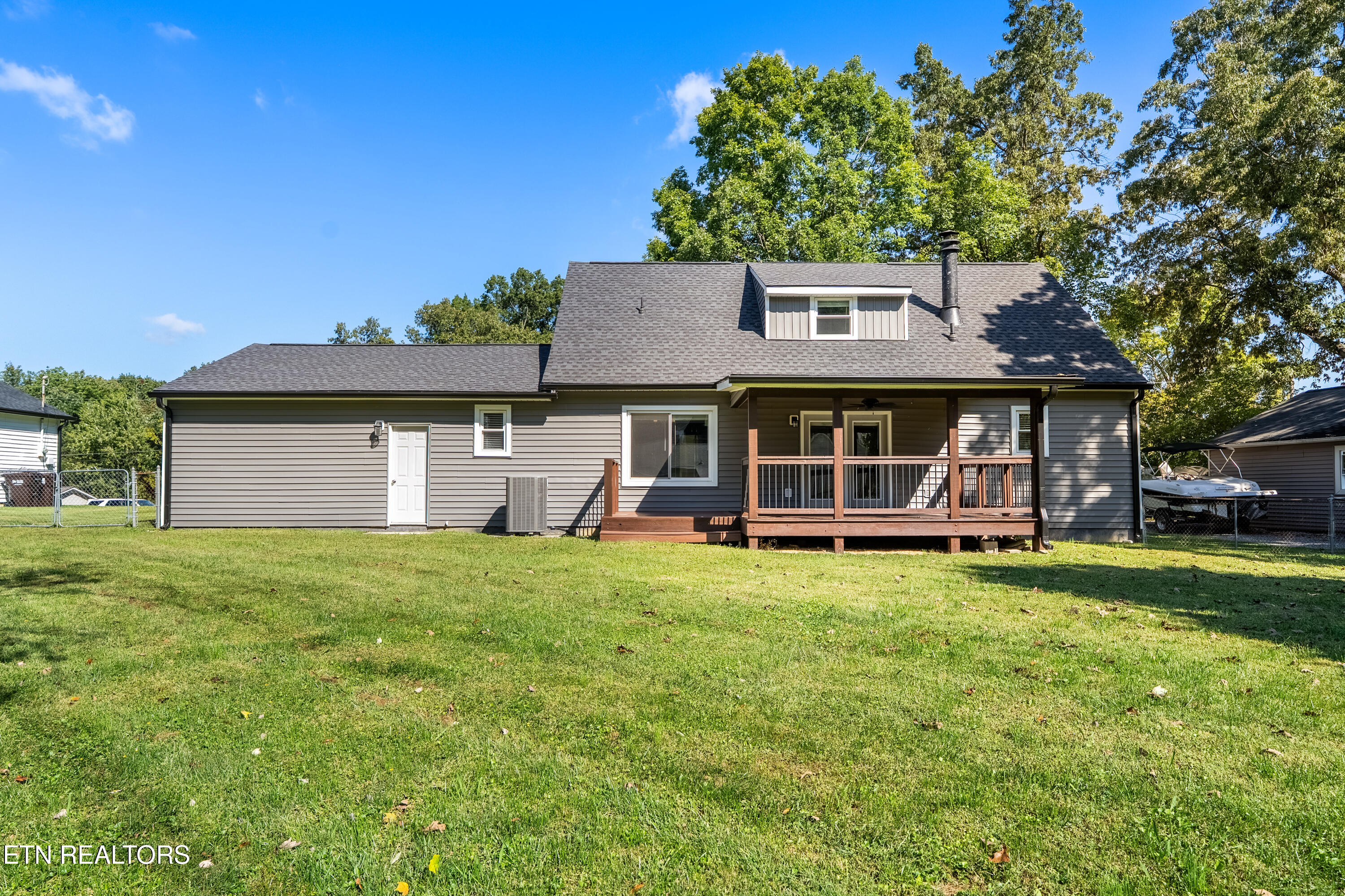 417 Oran Rd