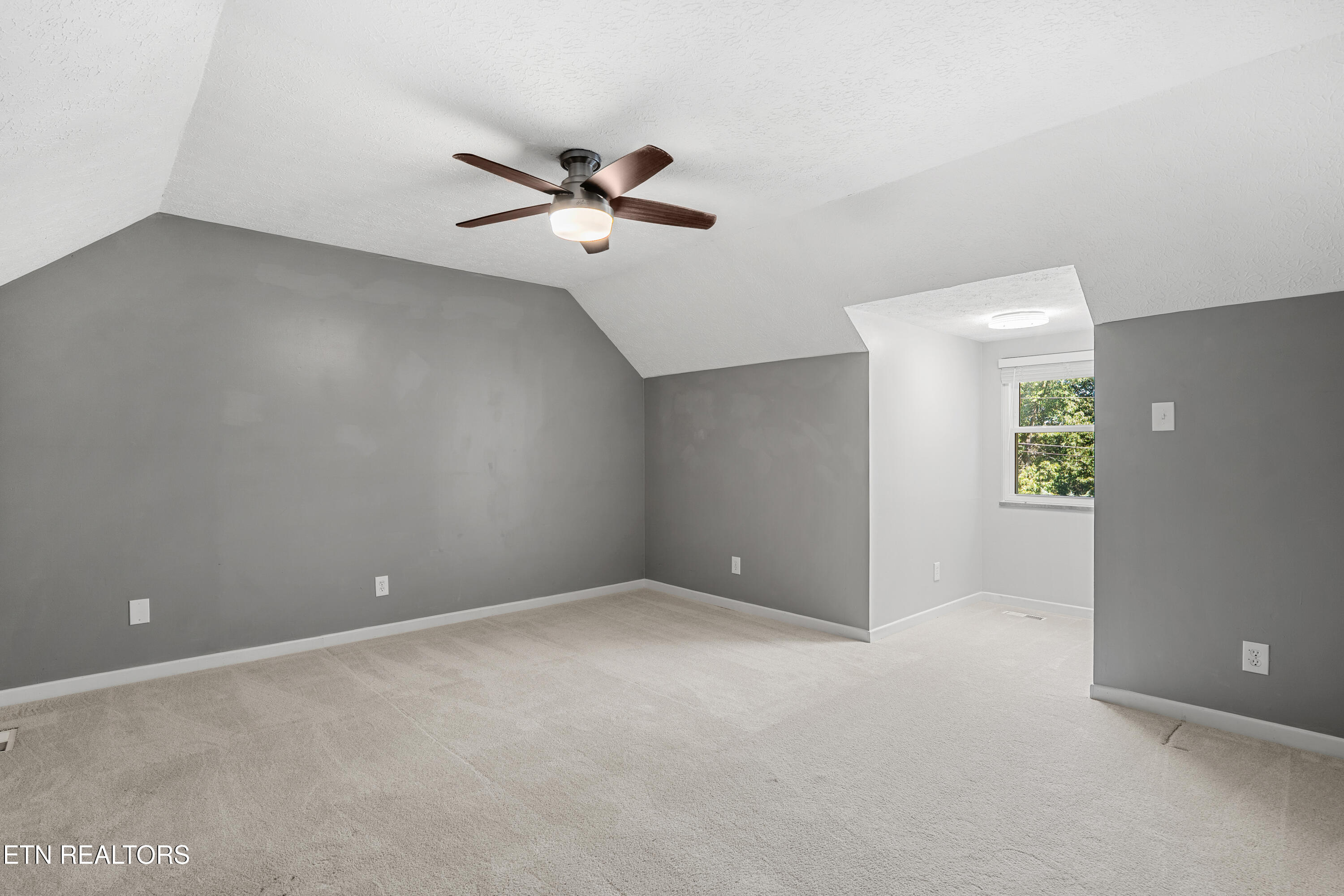 417 Oran Rd