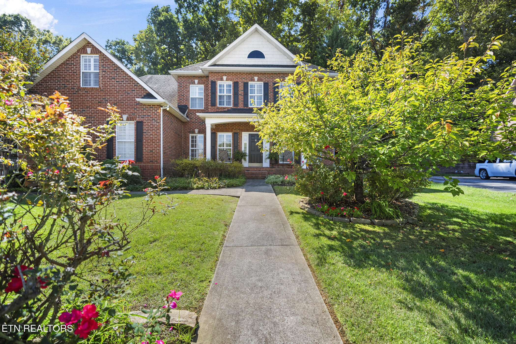541 Glen Abbey Blvd
