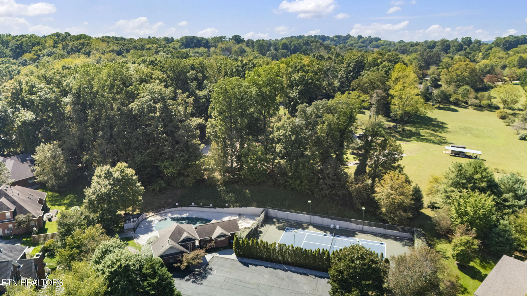 541 Glen Abbey Blvd