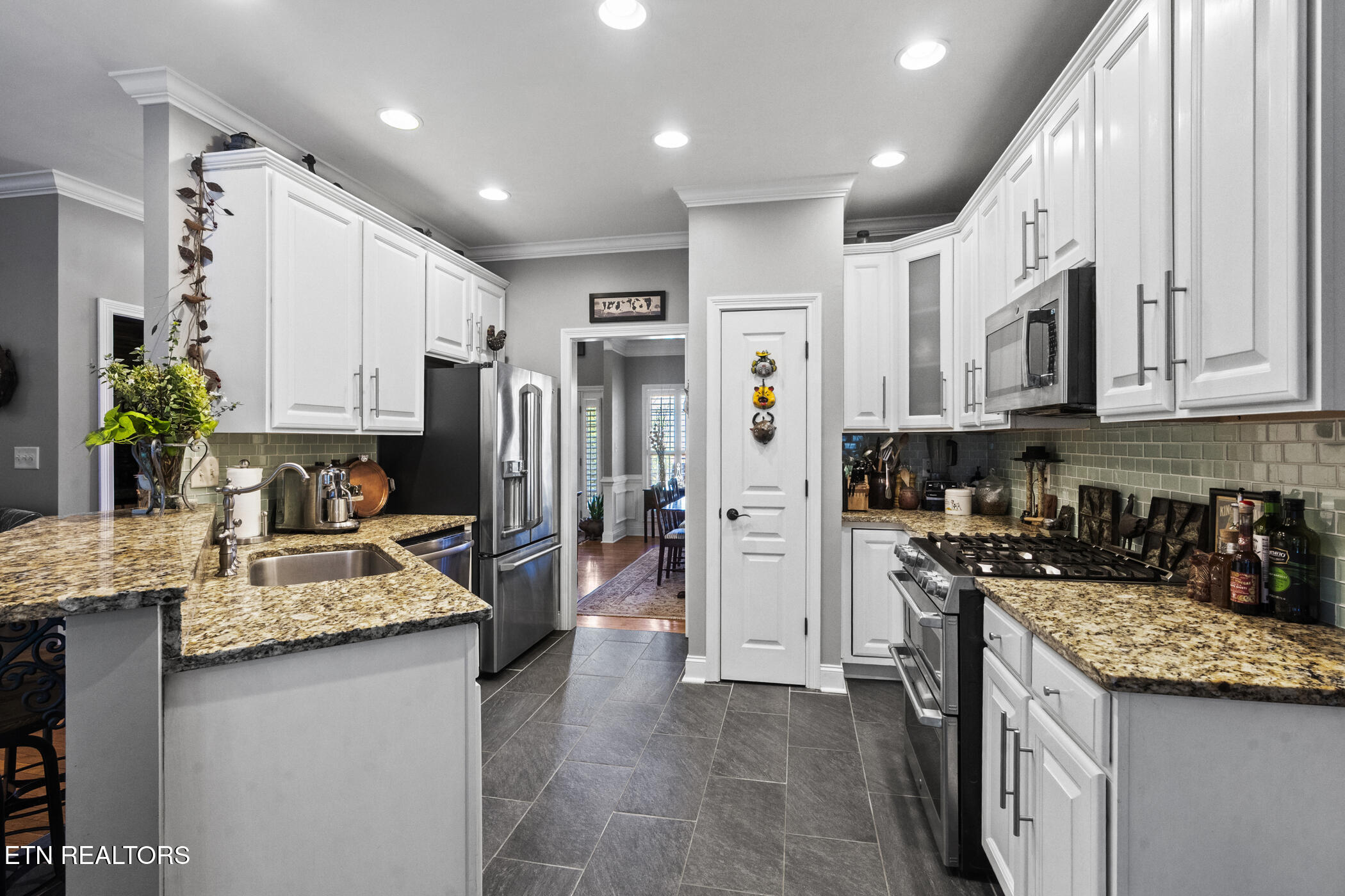 541 Glen Abbey Blvd
