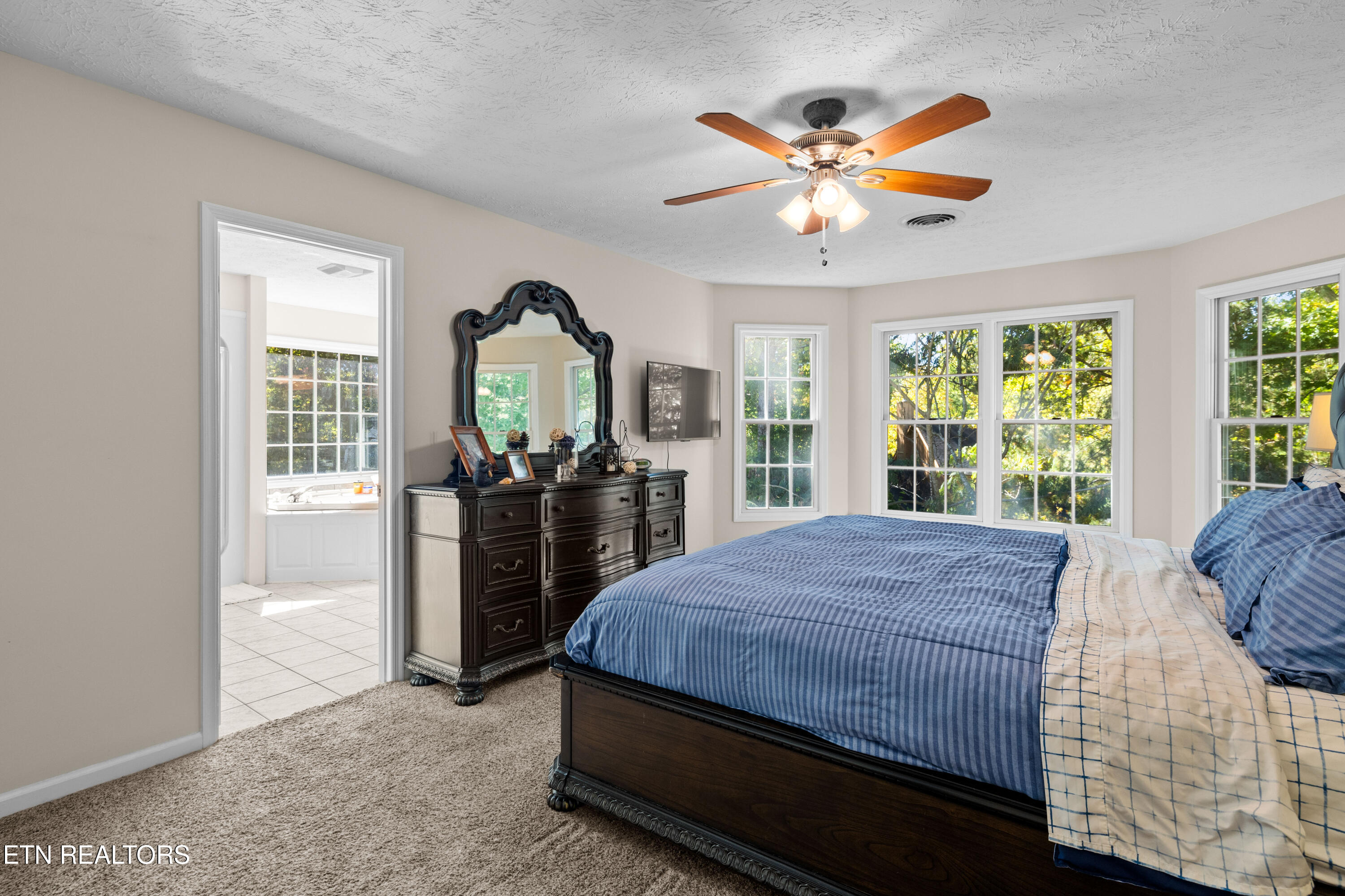 2236 Battle Ground Dr