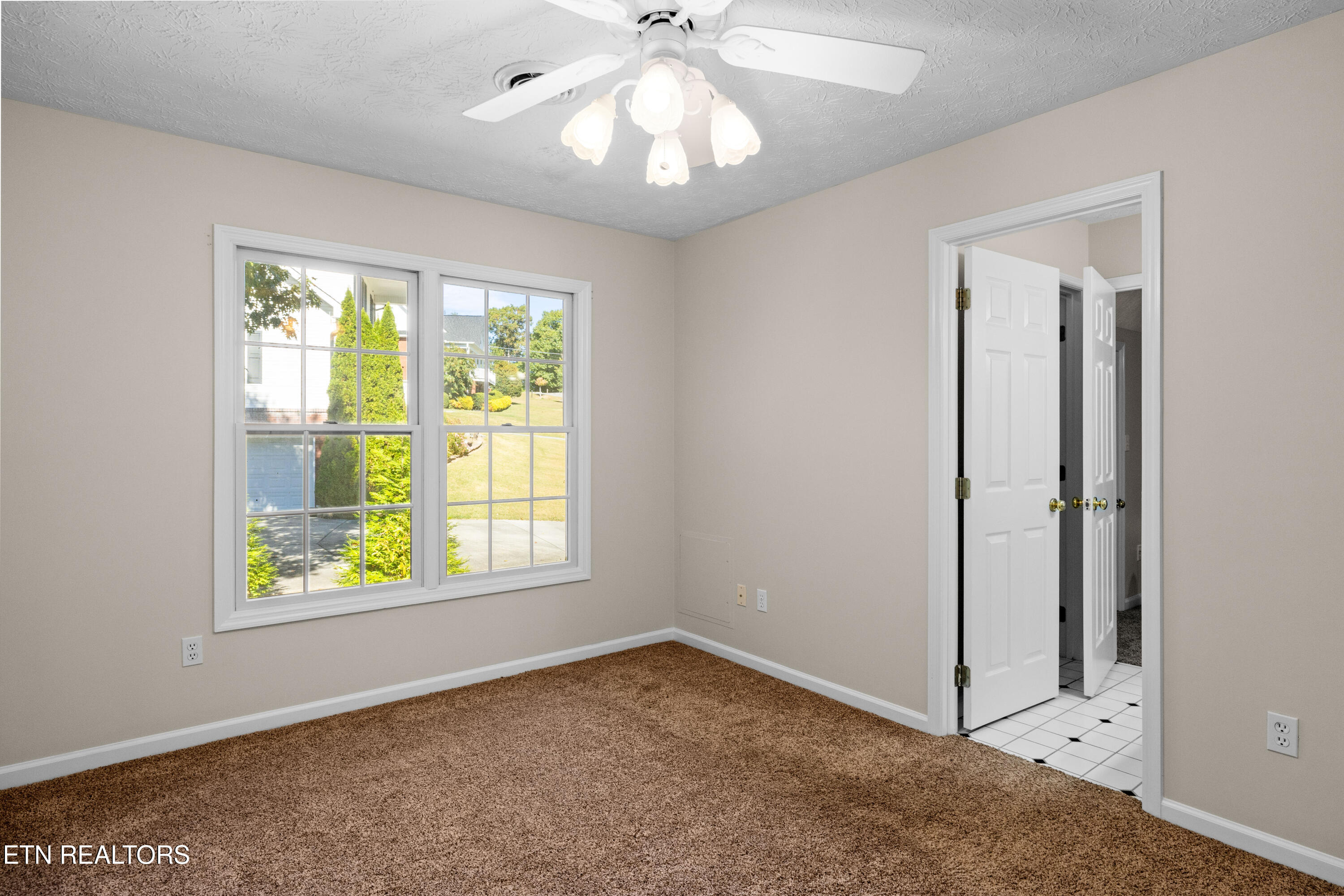 2236 Battle Ground Dr