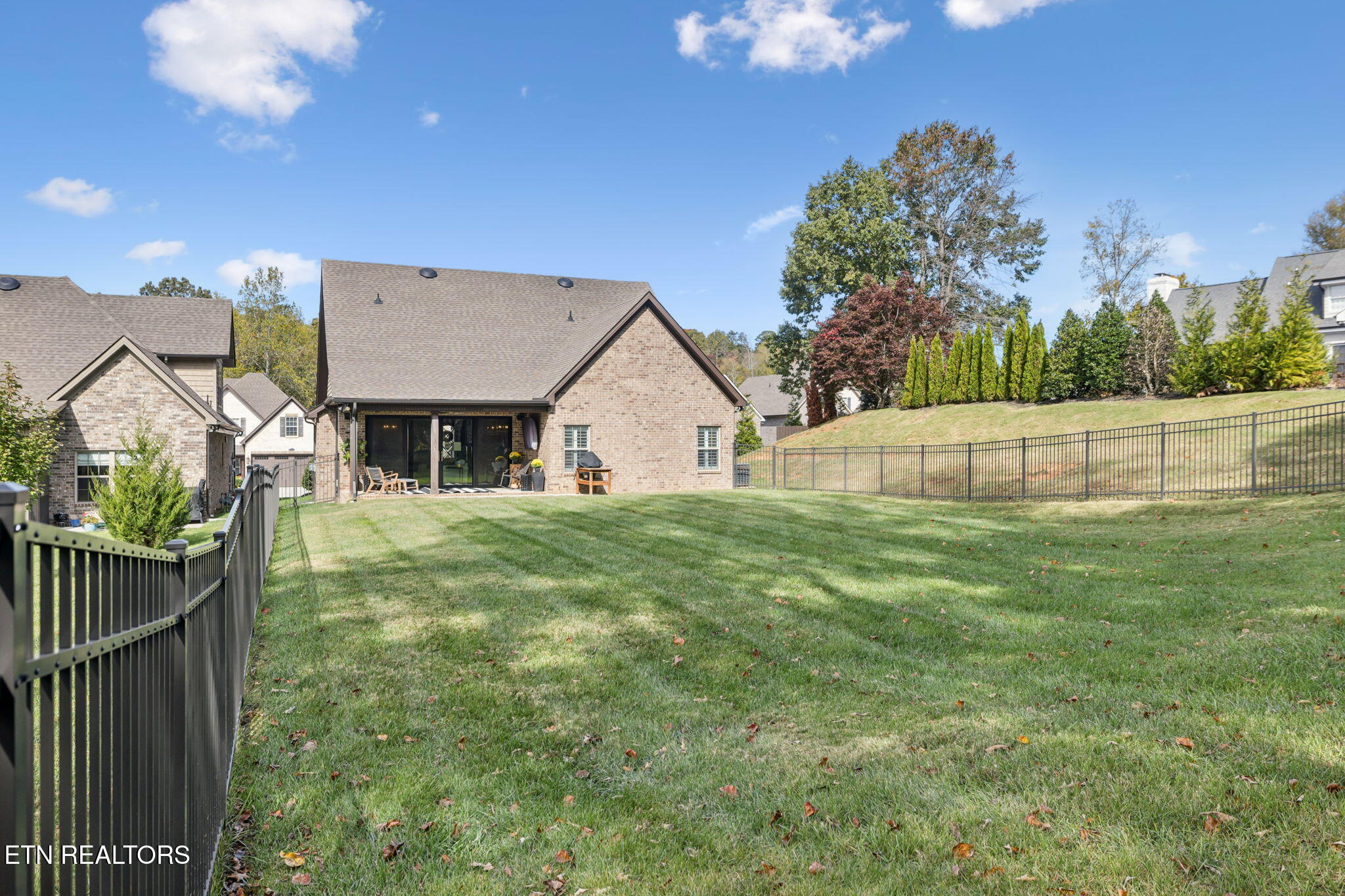 836 Valley Glen Blvd