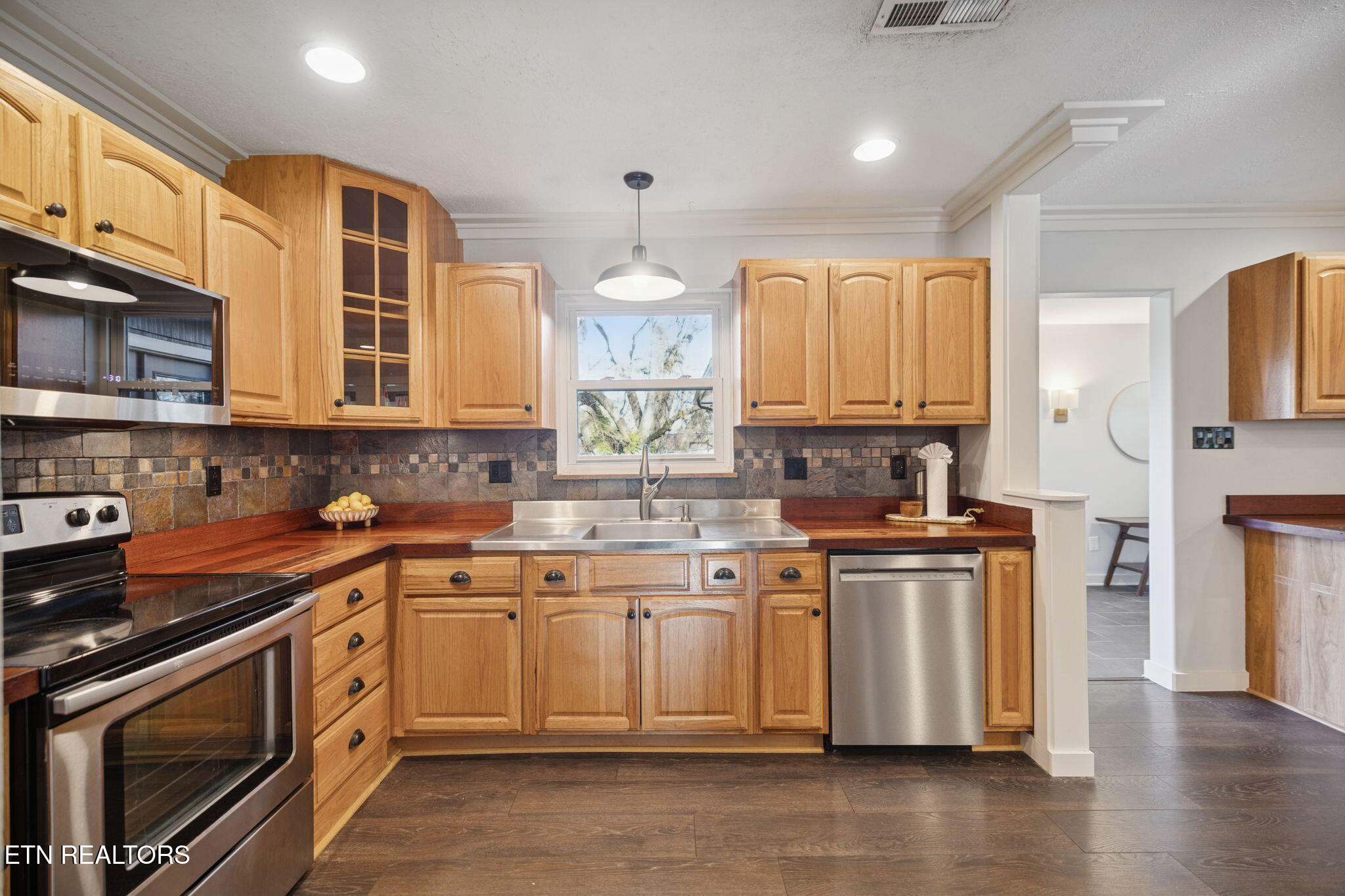 156 Farlow Drive