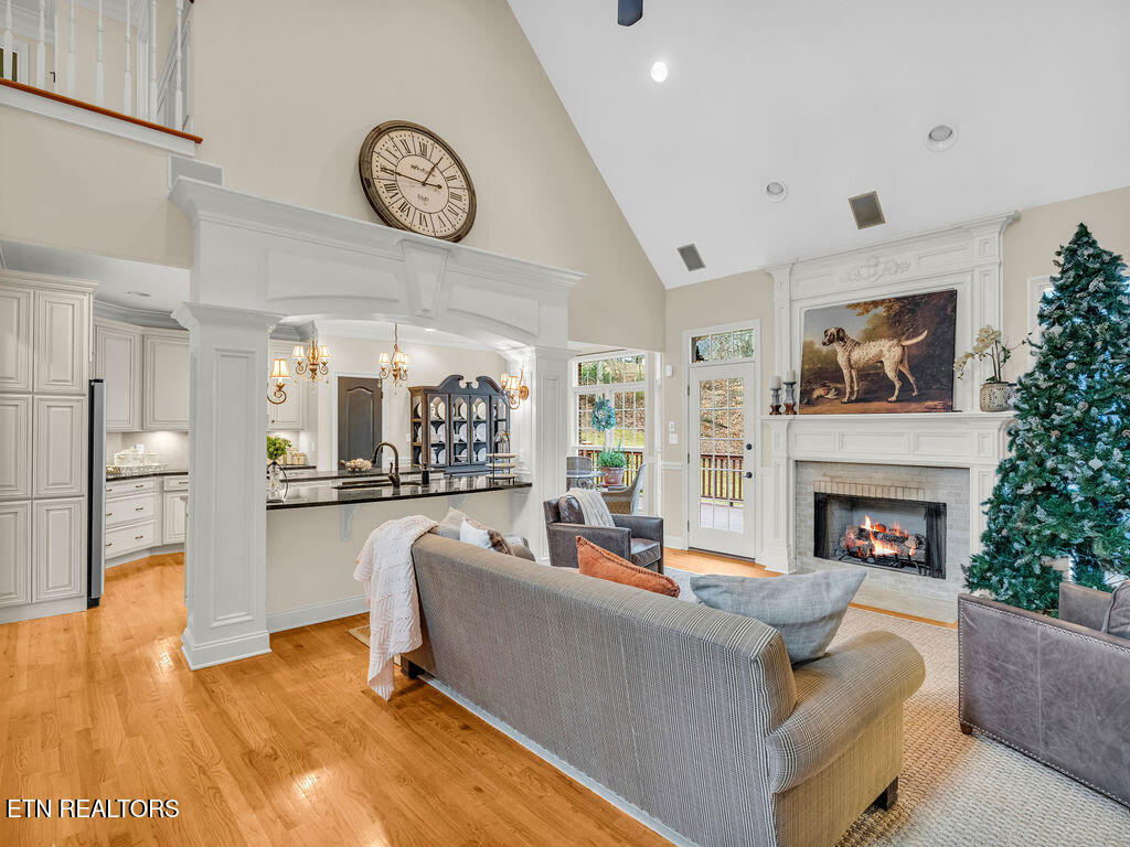 10 Hawthorne Place
