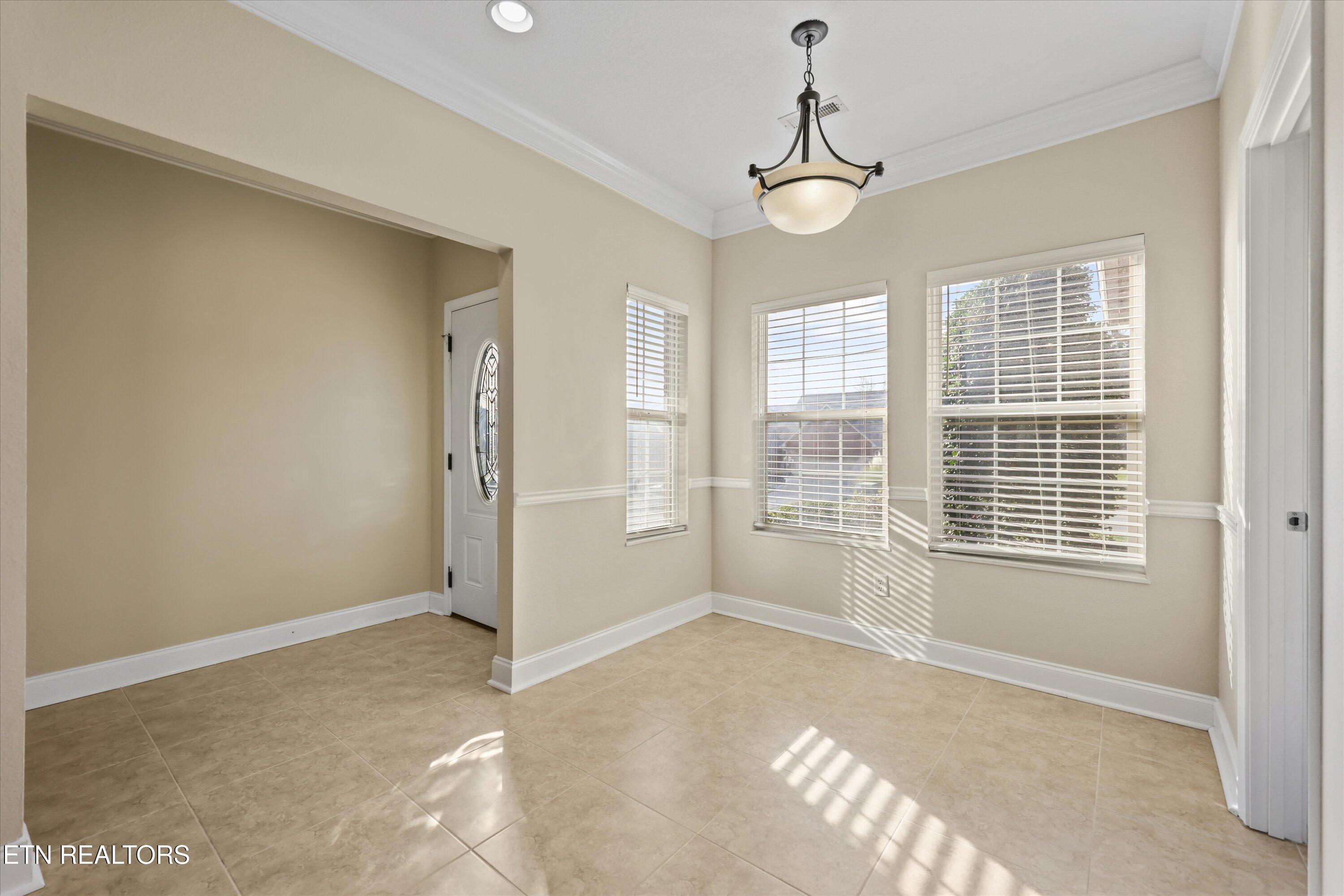 560 Meadow Walk Lane