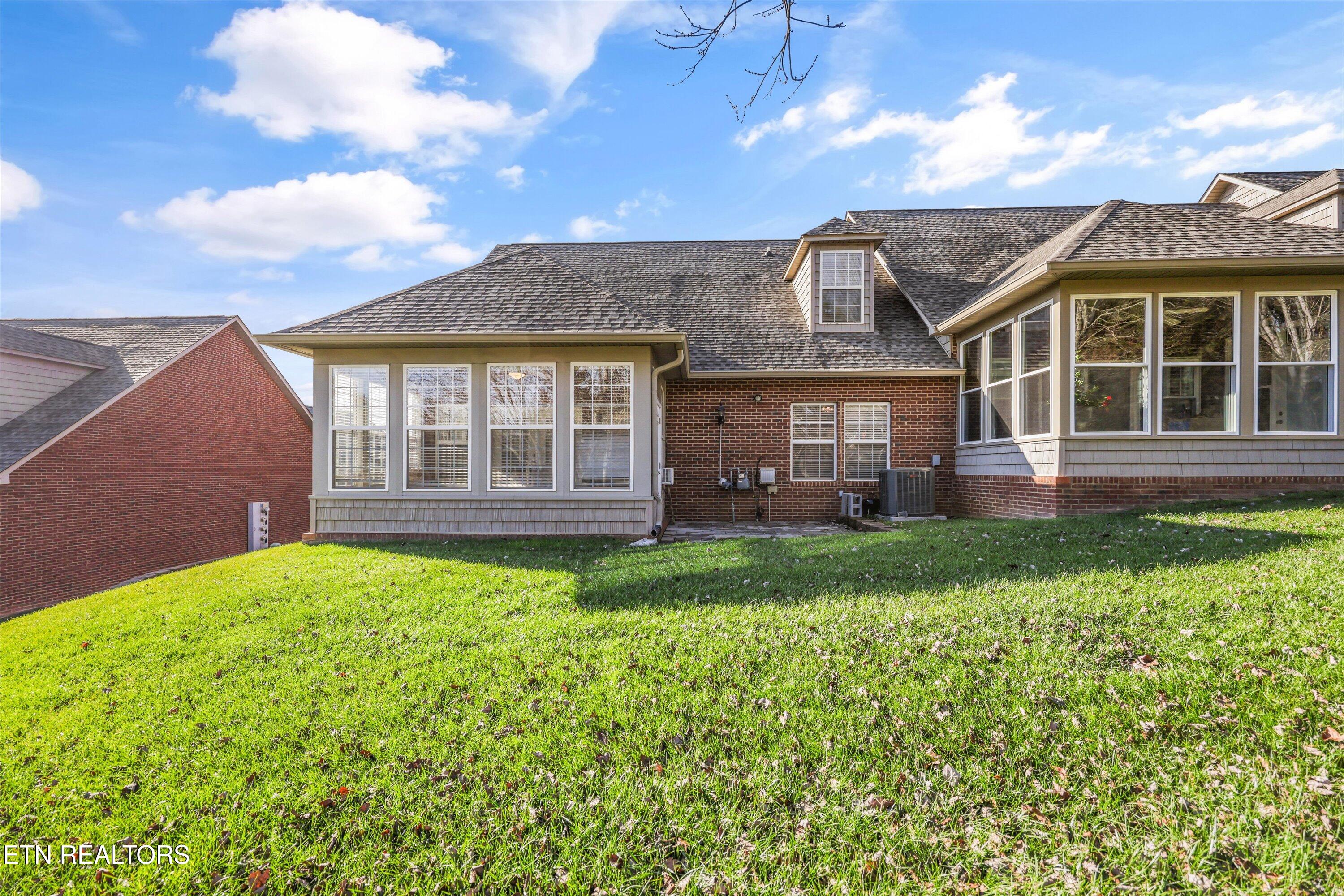 560 Meadow Walk Lane