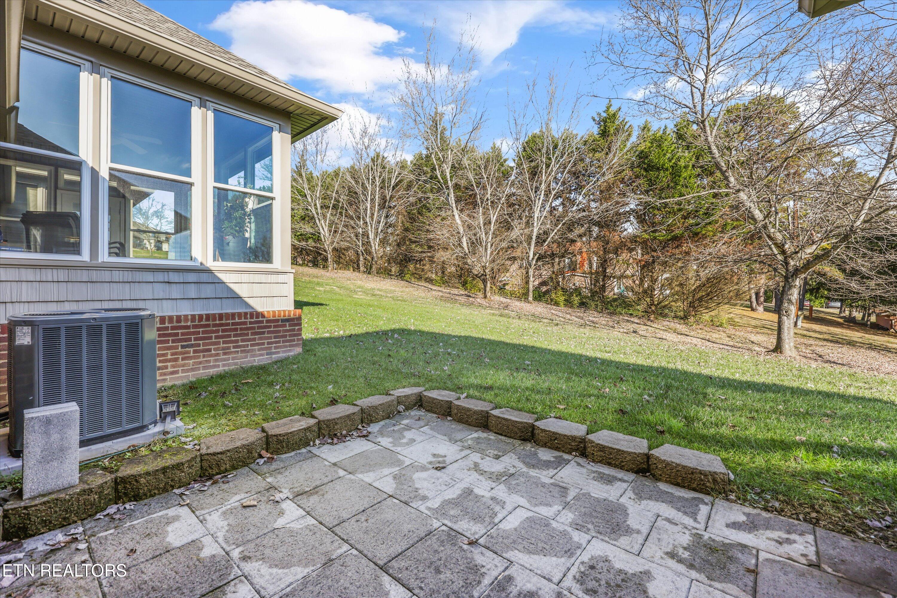 560 Meadow Walk Lane